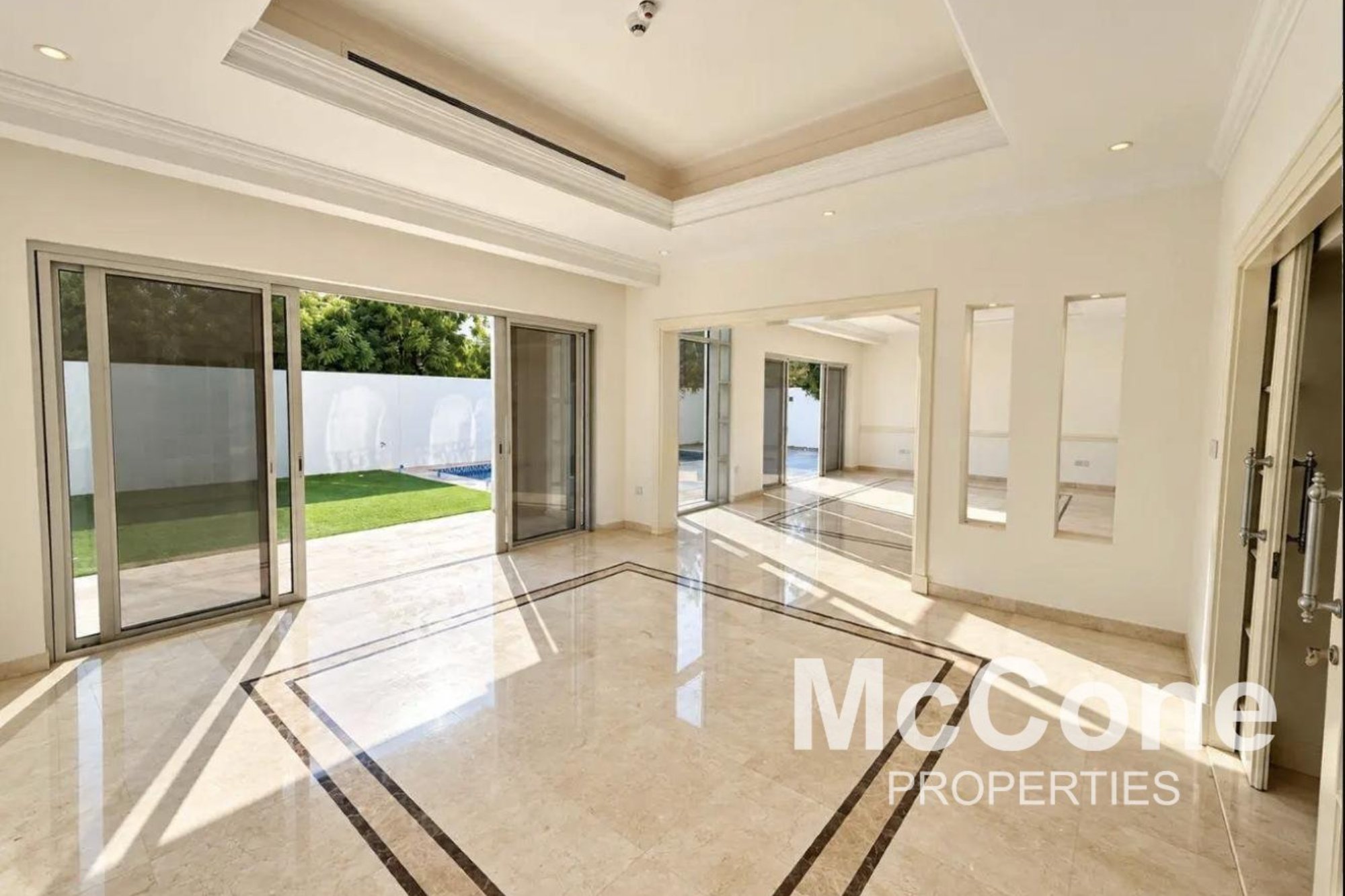 4 Bedroom Villa for Sale in District One Villas, Mohammed Bin Rashid City — photo 2 of 17