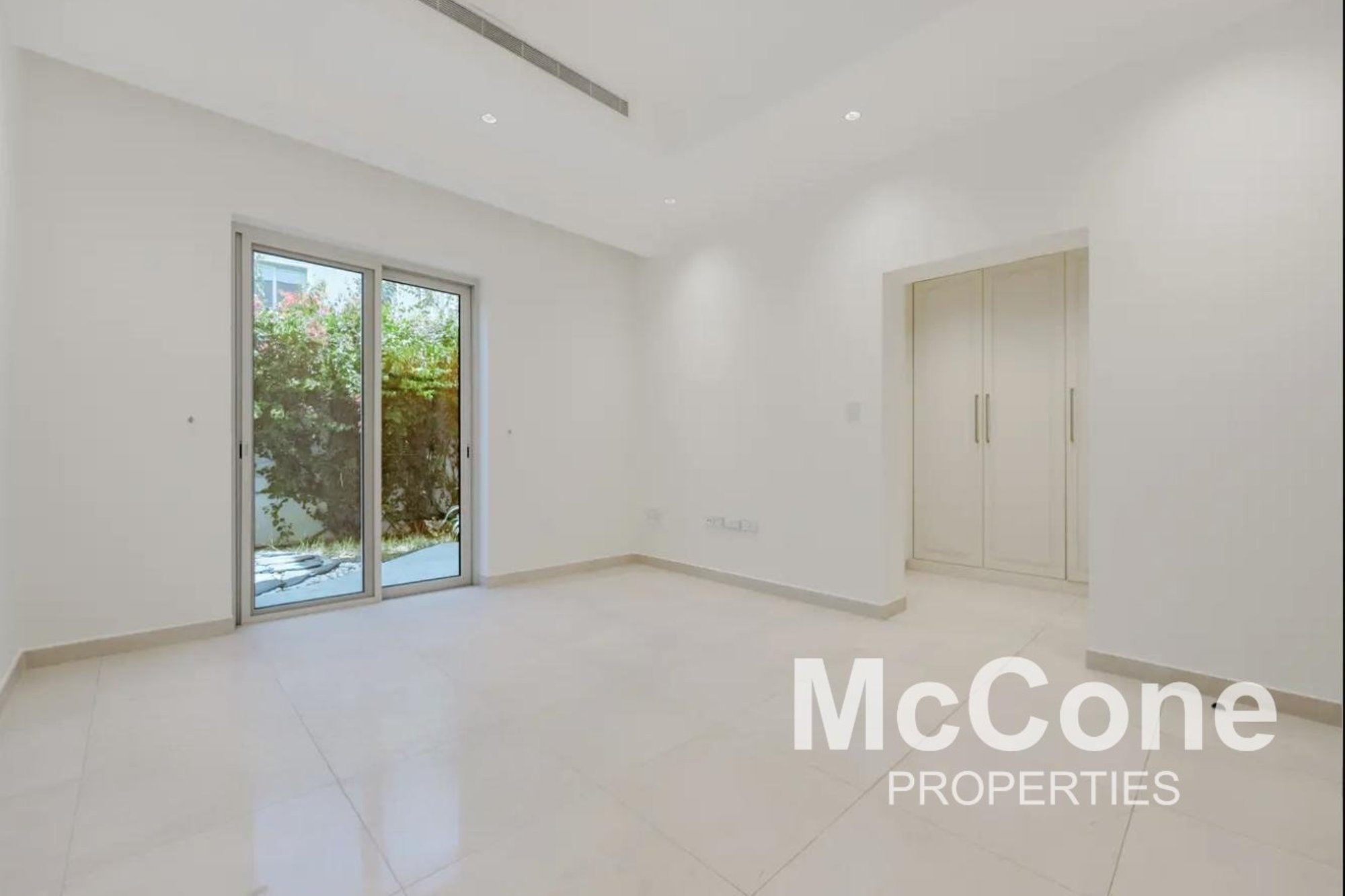 4 Bedroom Villa for Sale in District One Villas, Mohammed Bin Rashid City — photograph 13 of 17