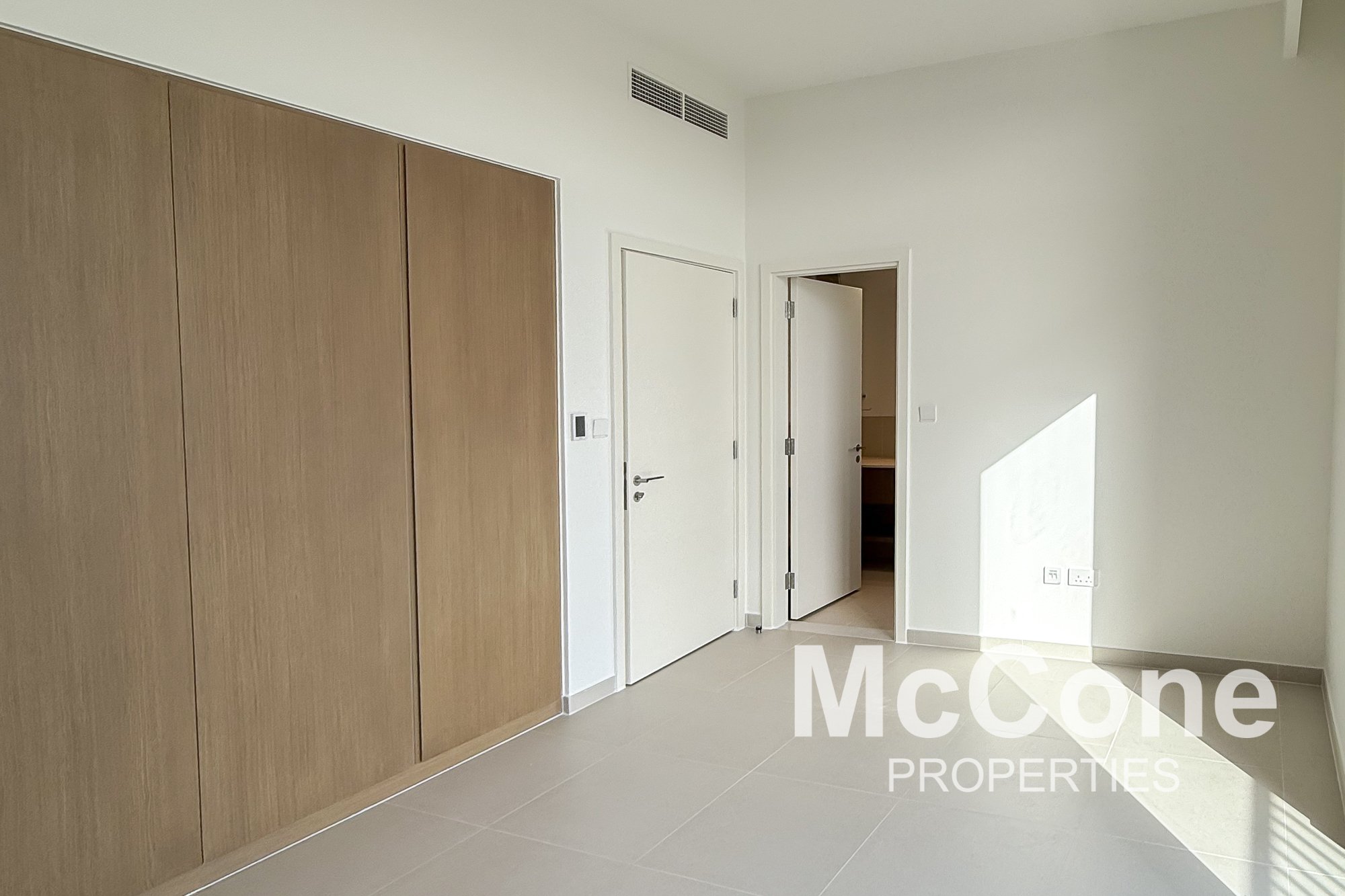 3 Bedroom Villa for Sale in Greenview 3, Dubai South (Dubai World Central) — photo 5 of 19