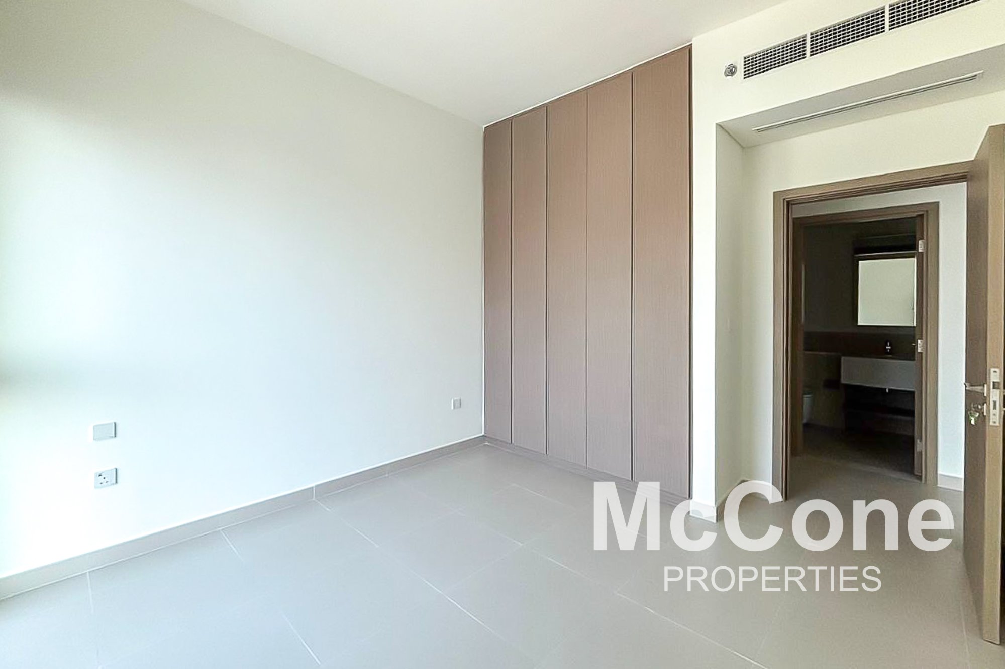 1 Bedroom Apartment for Rent in Hills Park, Dubai Hills Estate — photo 8 of 19