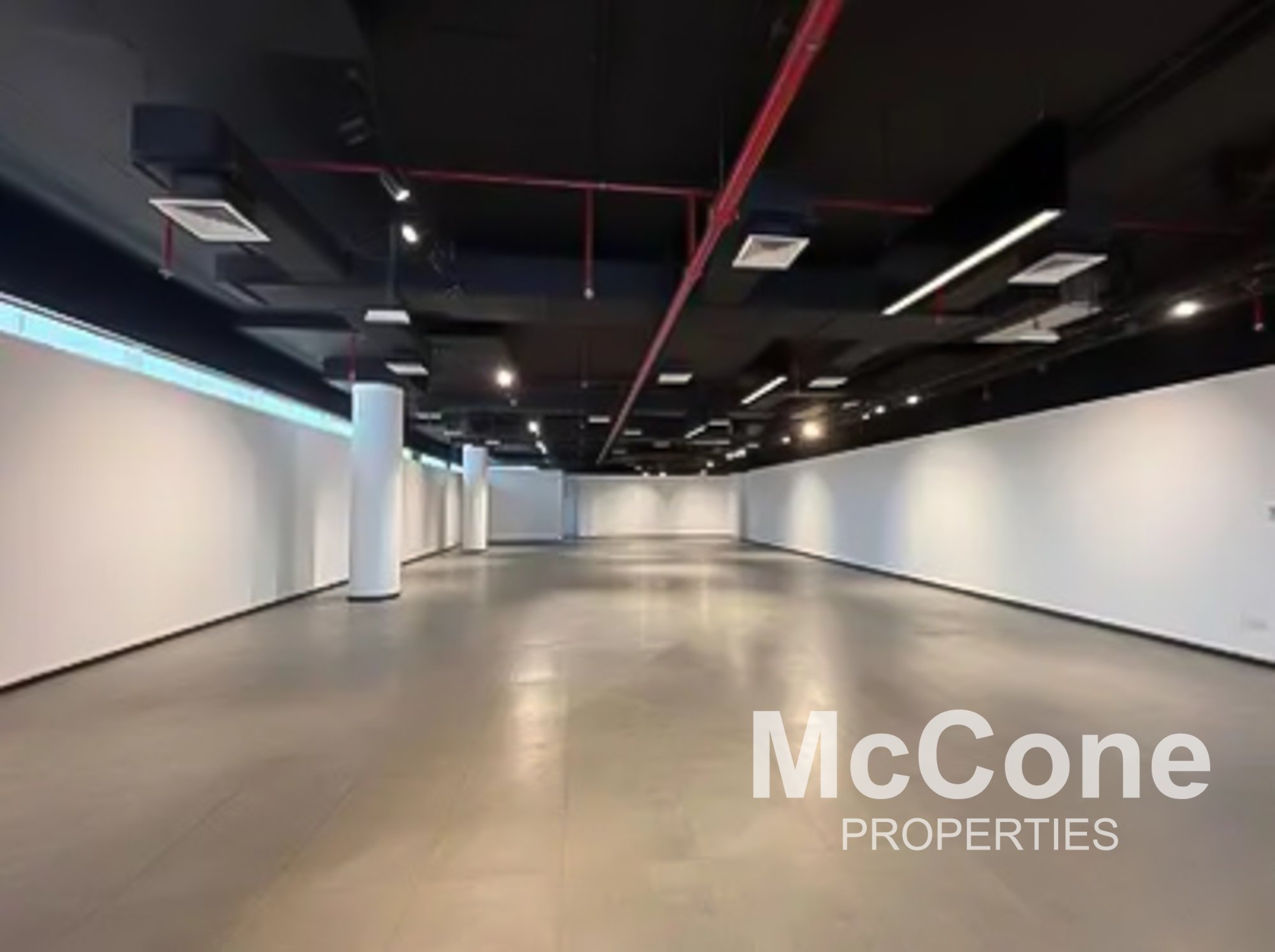 Retail for Rent in Ruby Tower 2, Umm Al Sheif — photo 2 of 10