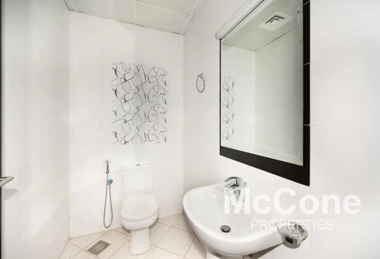 Retail for Rent in Ruby Tower 2, Umm Al Sheif — photo 8 of 10