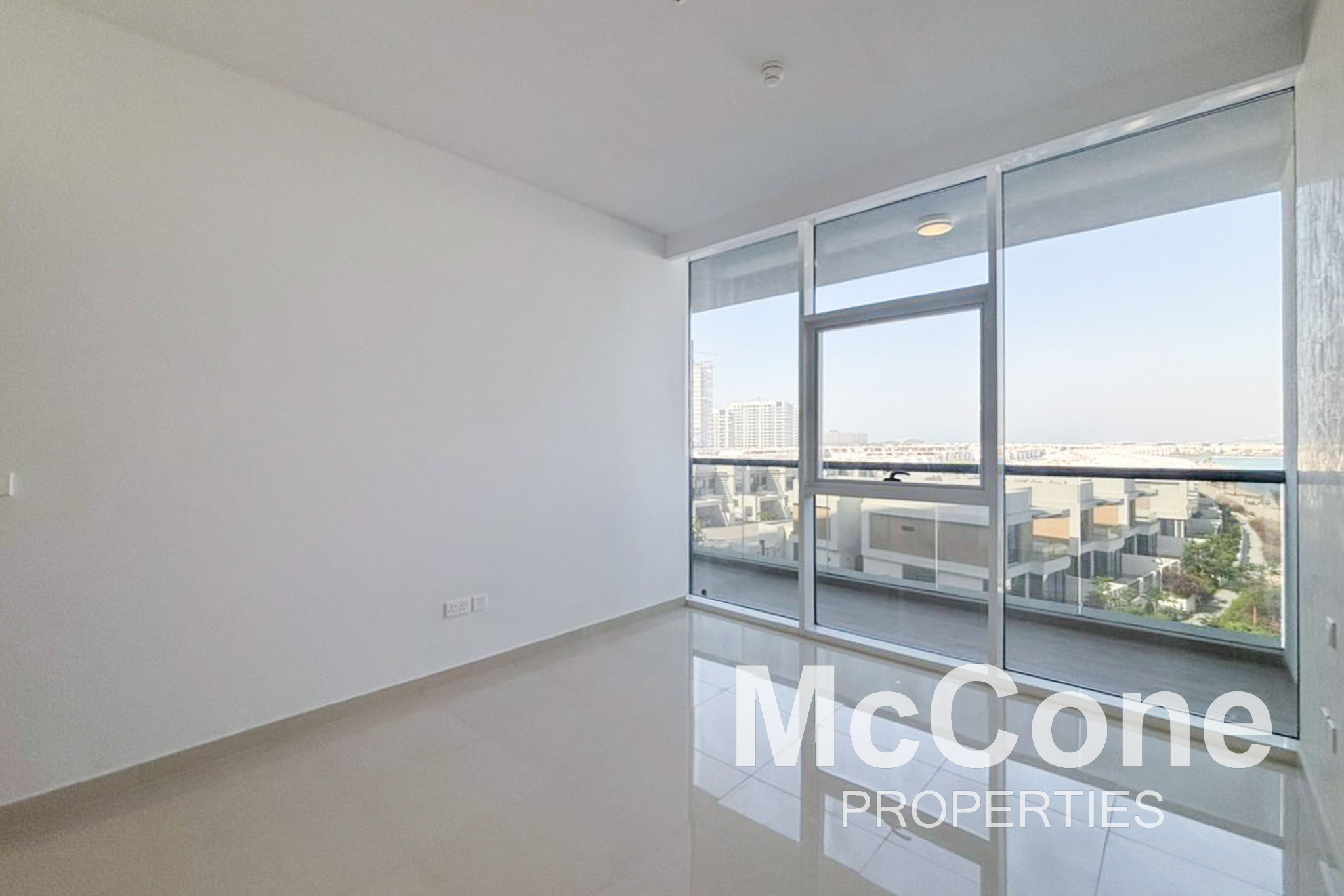 1 Bedroom Apartment for Sale in Gateway Residences 2, Mina Al Arab — photo 3 of 12