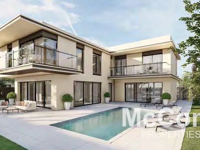 2 Bedroom Townhouse for Sale in Falcon Island North, Al Hamra Village