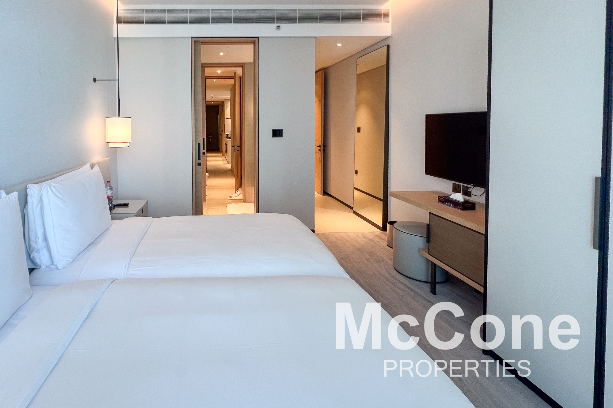 3 Bedroom Apartment for Rent in Jumeirah Gate Tower 2, Jumeirah Beach Residence — photo 8 of 22