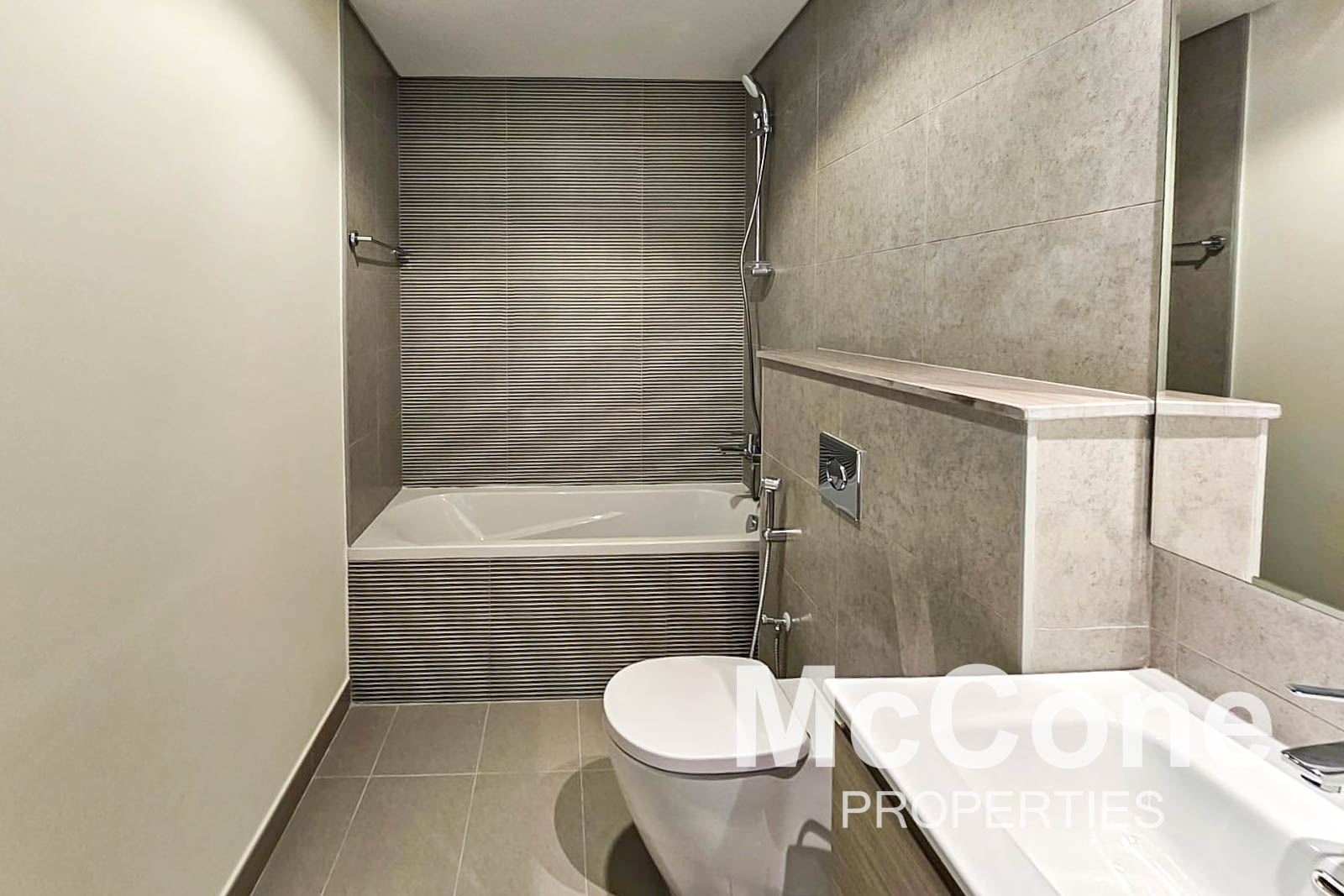 3 Bedroom Villa for Rent in Trinity, DAMAC Hills — photograph 13 of 19