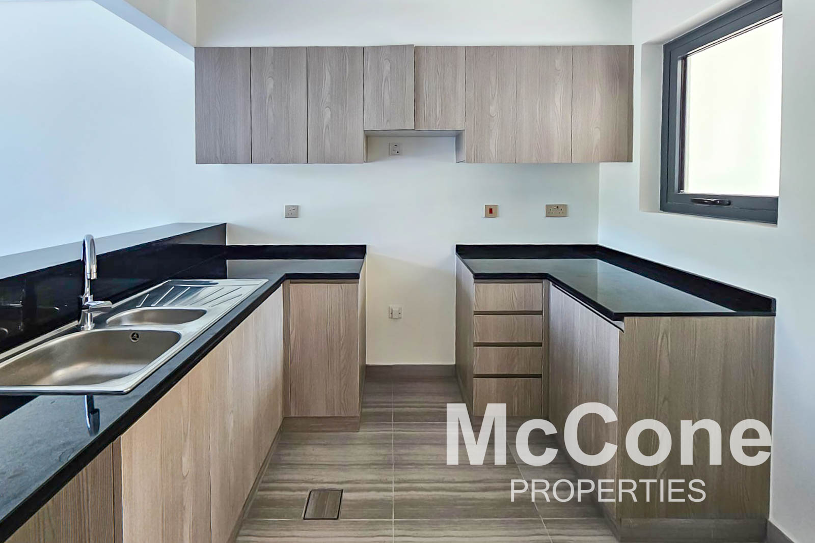 3 Bedroom Villa for Rent in Trinity, DAMAC Hills — photo 4 of 19