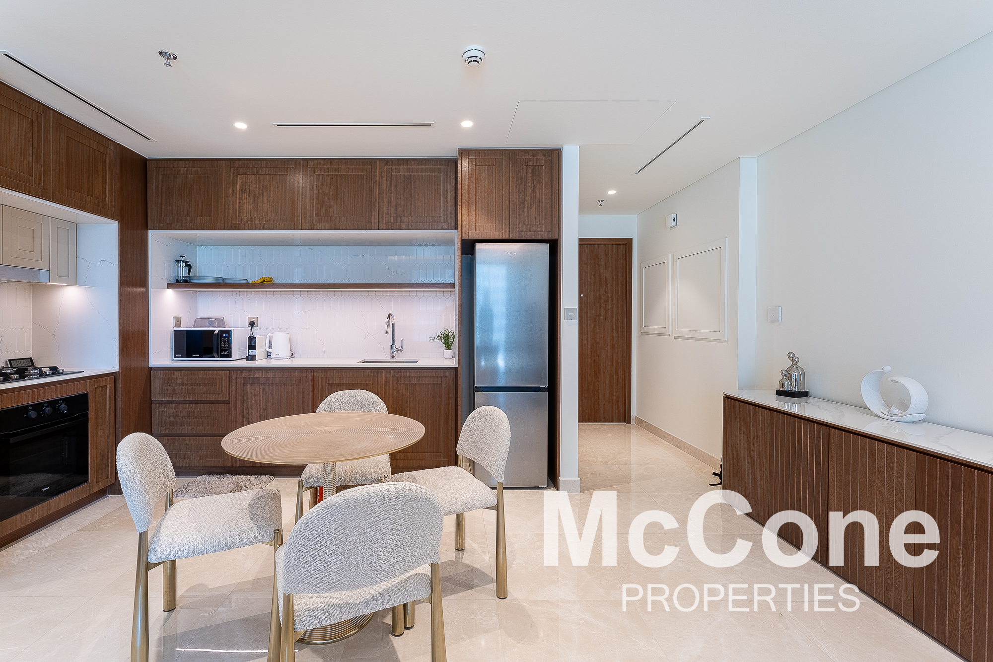 1 Bedroom Apartment for Rent in Palace Beach Residence Tower 1, Dubai Harbour — photo 3 of 13