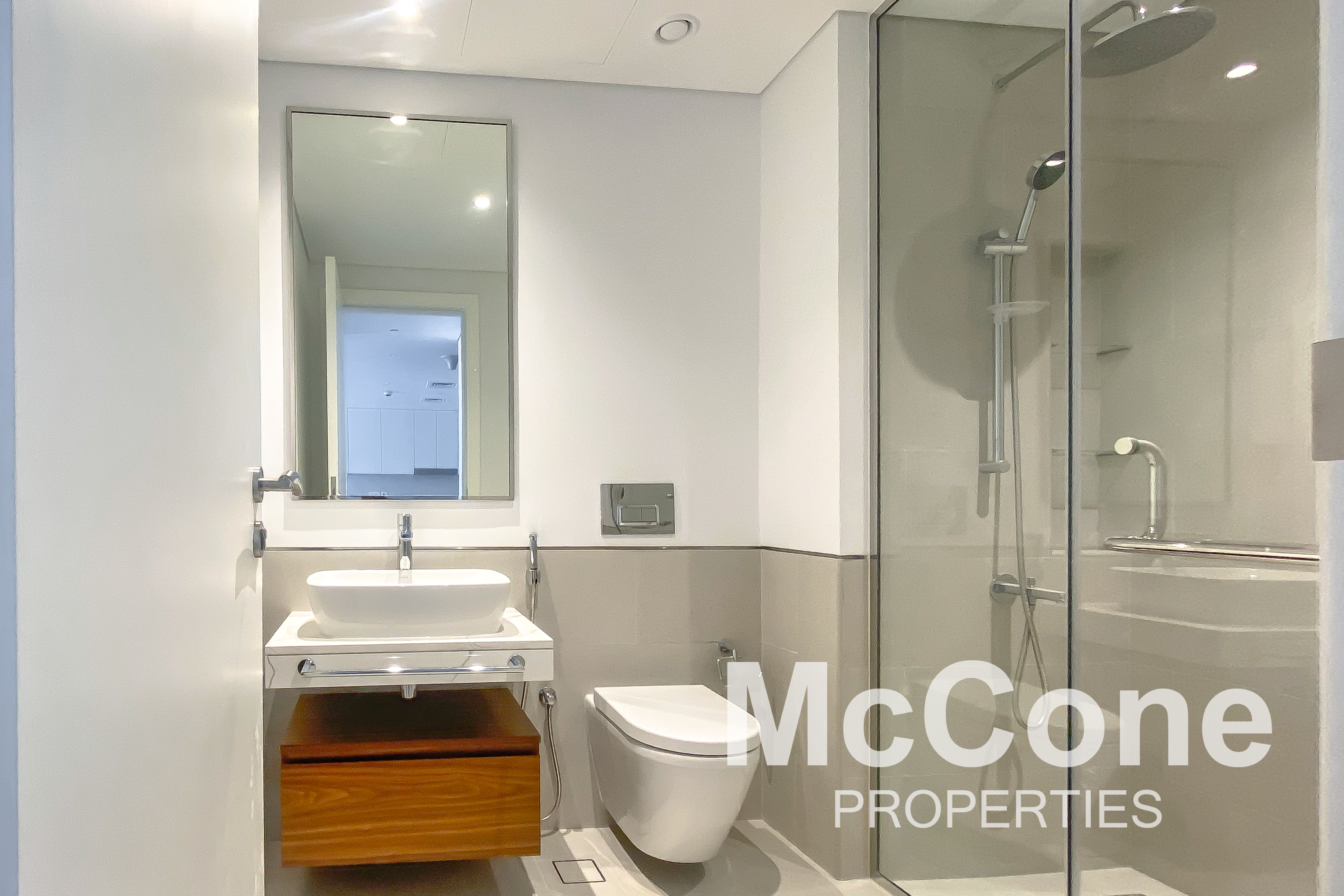 1 Bedroom Apartment for Rent in Jadeel, Umm Suqeim — photograph 11 of 22
