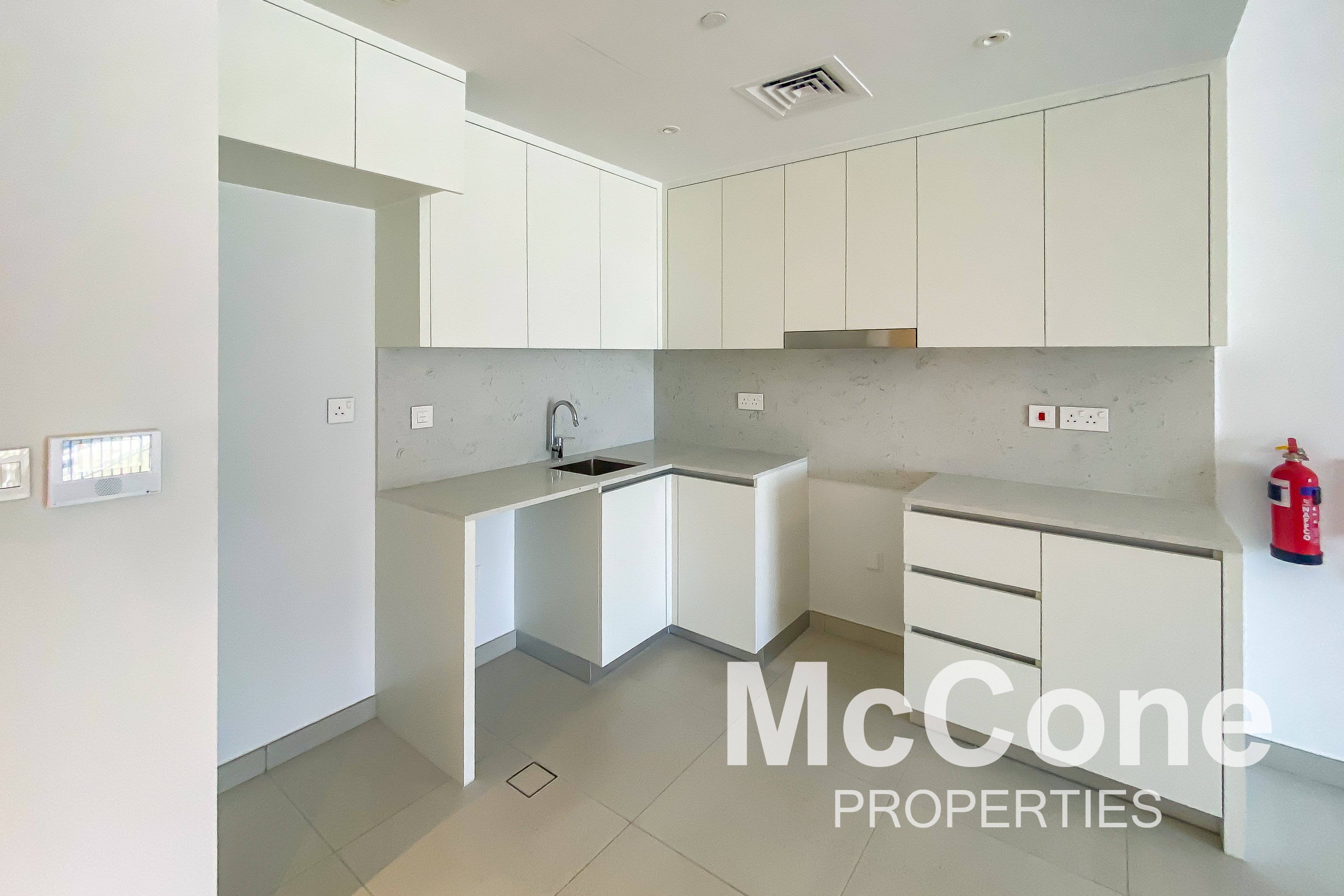 1 Bedroom Apartment for Rent in Jadeel, Umm Suqeim — photo 7 of 22