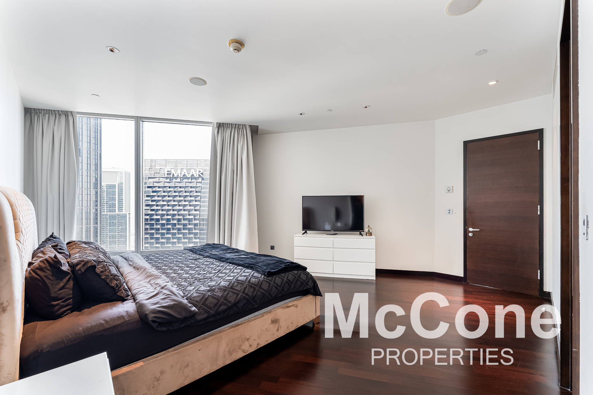 1 Bedroom Apartment for Rent in Burj Khalifa, Downtown Dubai — photo 8 of 18