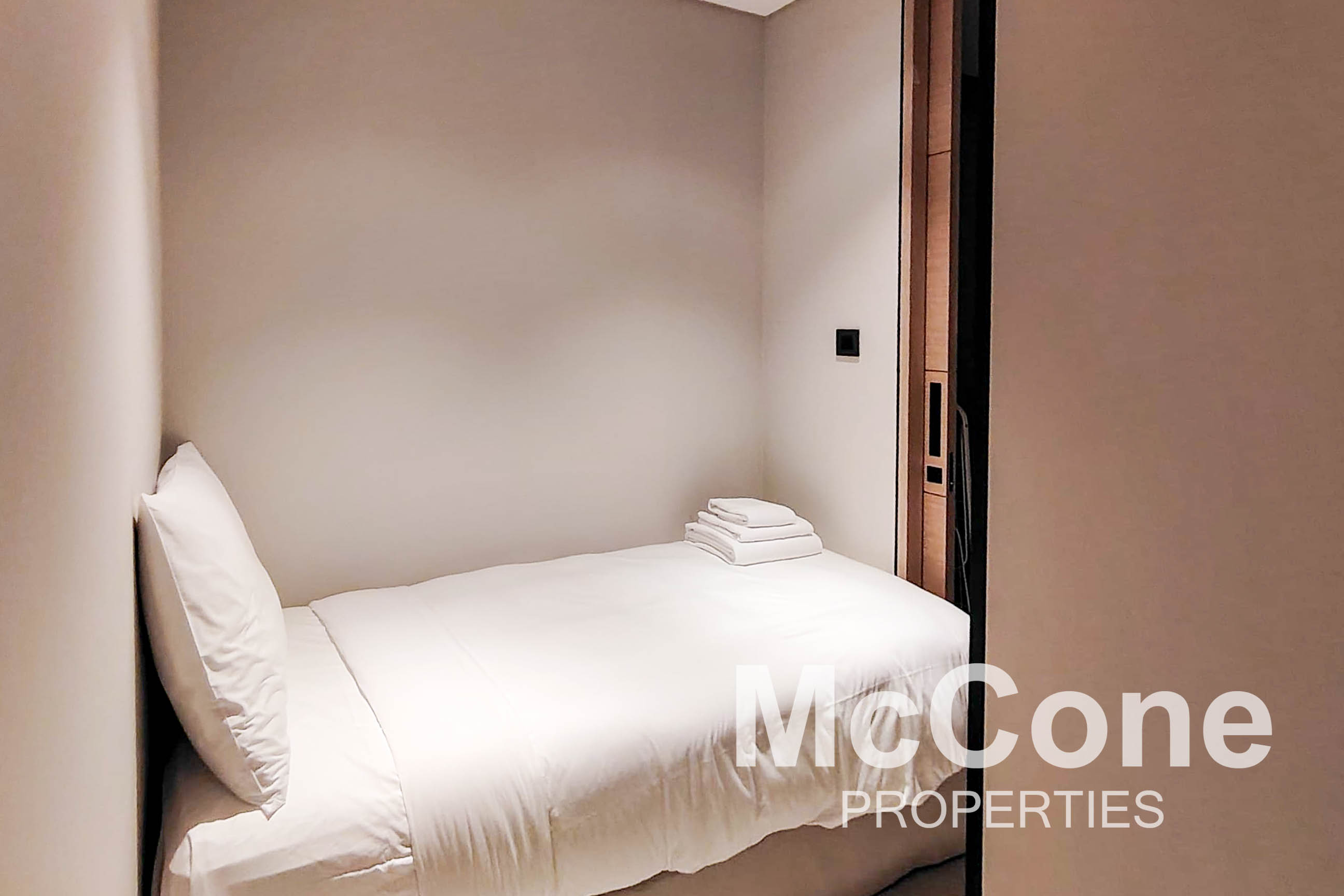 3 Bedroom Apartment for Rent in Jumeirah Gate Tower 2, Jumeirah Beach Residence — photograph 19 of 28