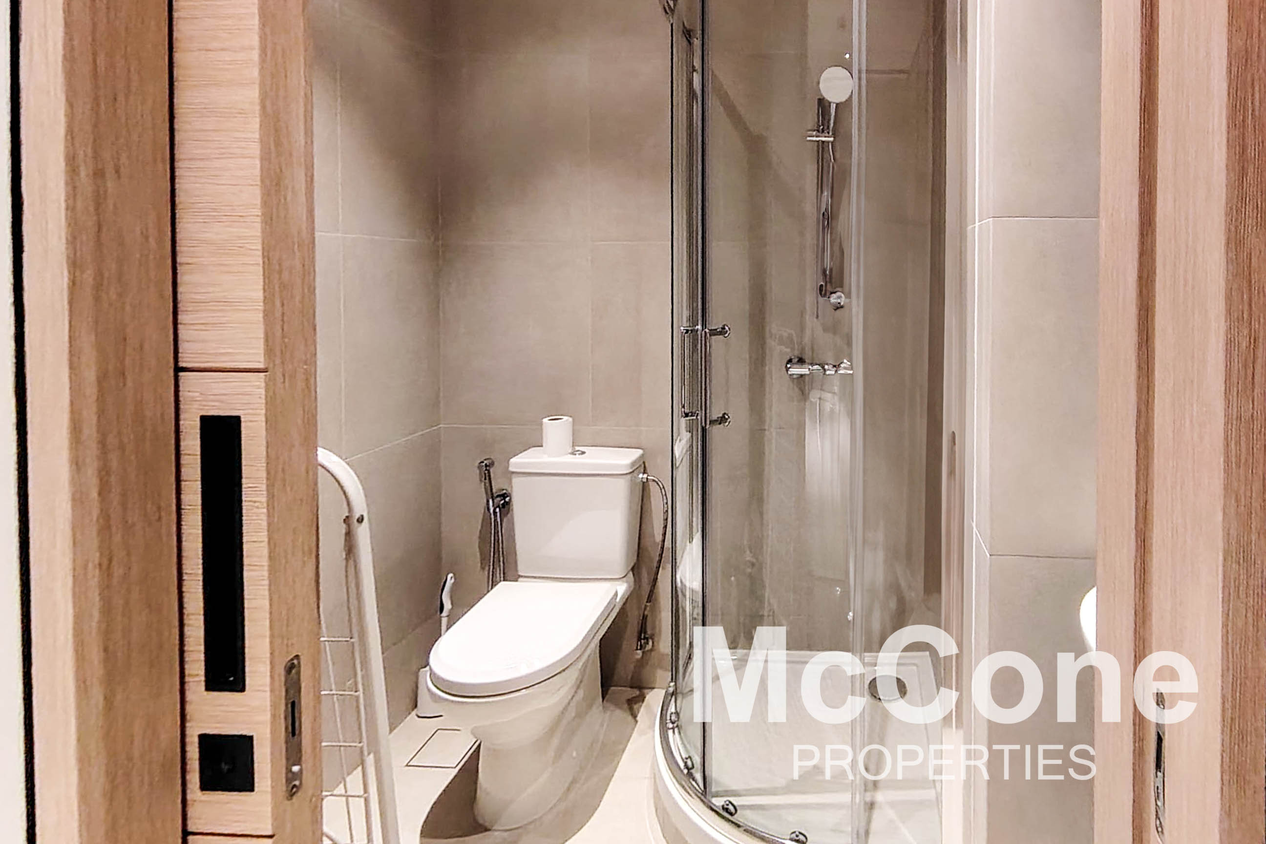 3 Bedroom Apartment for Rent in Jumeirah Gate Tower 2, Jumeirah Beach Residence — photograph 21 of 28
