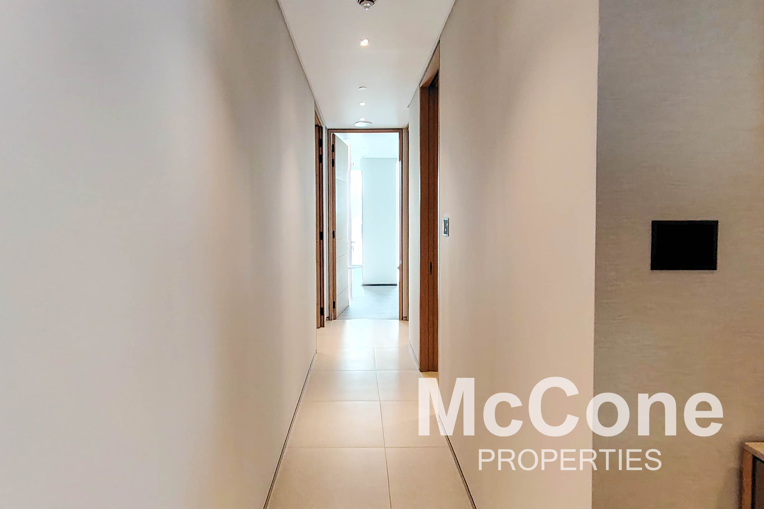 3 Bedroom Apartment for Rent in Jumeirah Gate Tower 2, Jumeirah Beach Residence — photograph 23 of 28