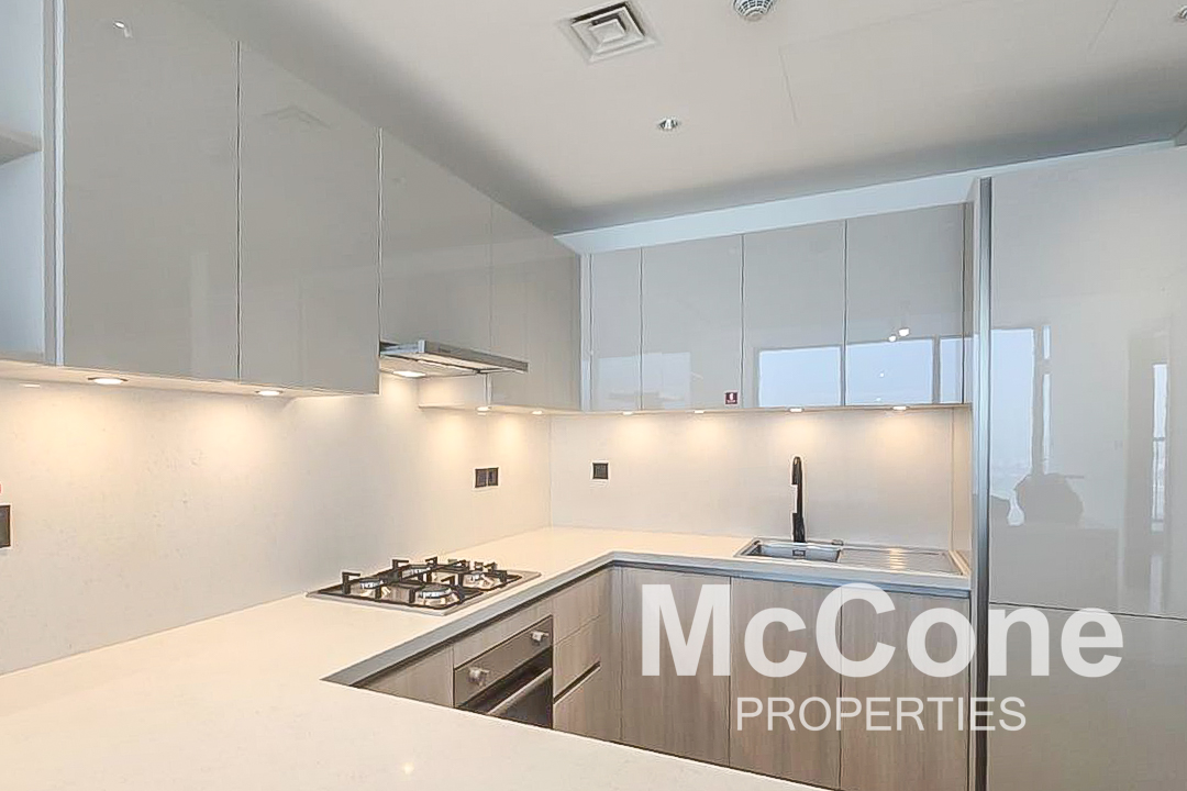 2 Bedroom Apartment for Rent in The Crest Tower A, Mohammed Bin Rashid City — photo 3 of 14