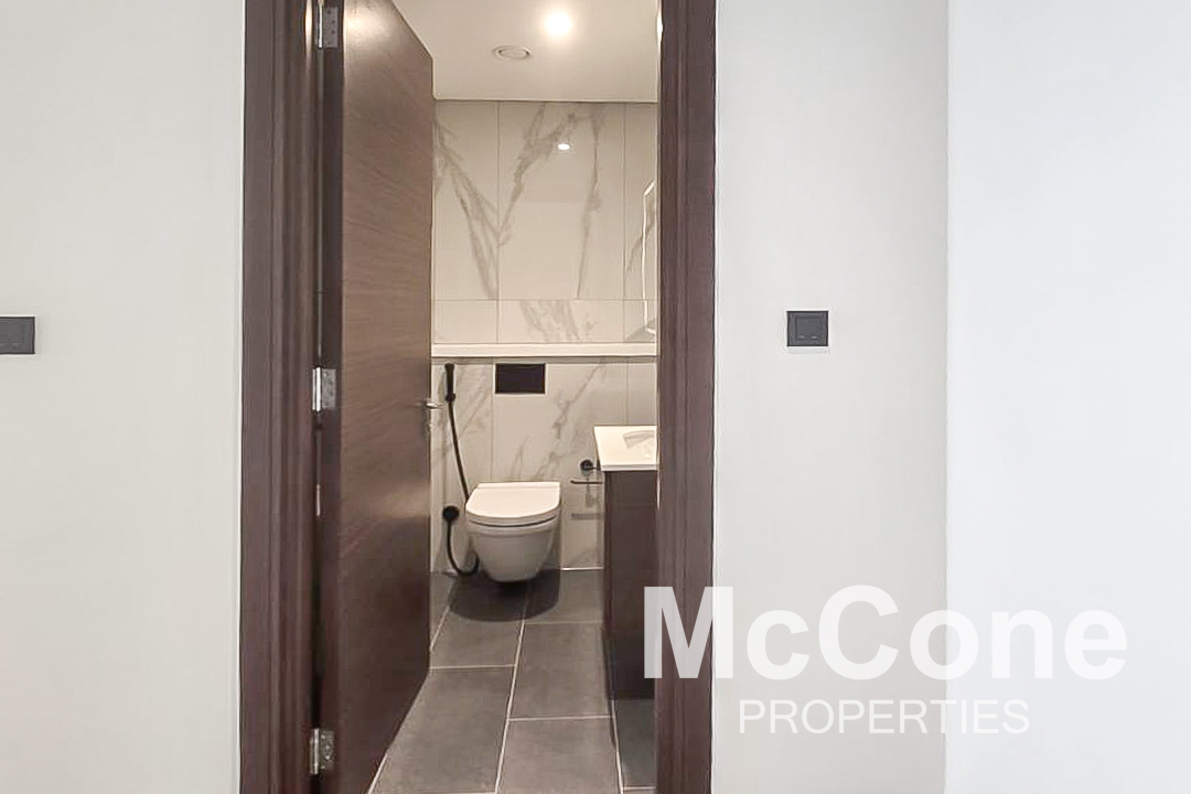2 Bedroom Apartment for Rent in The Crest Tower A, Mohammed Bin Rashid City — photograph 10 of 14