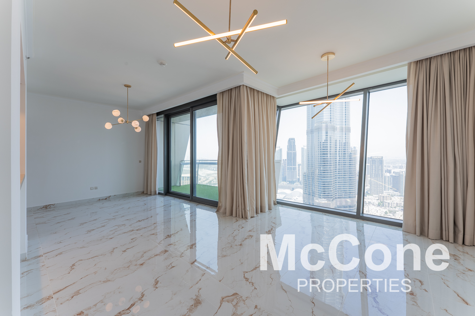 3 Bedroom Apartment for Rent in Burj Vista 1, Downtown Dubai — photo 2 of 30