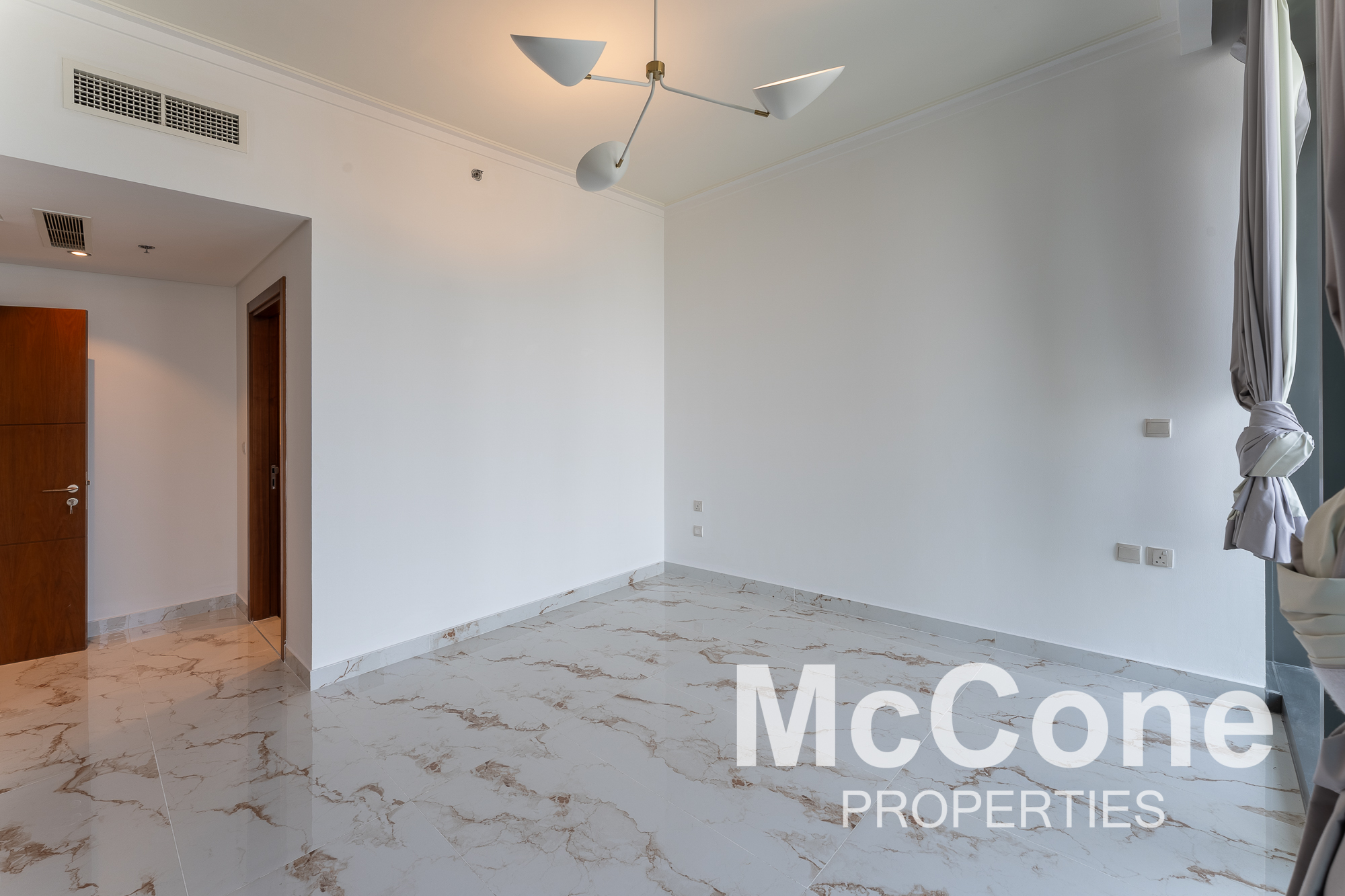 3 Bedroom Apartment for Rent in Burj Vista 1, Downtown Dubai — photograph 13 of 30
