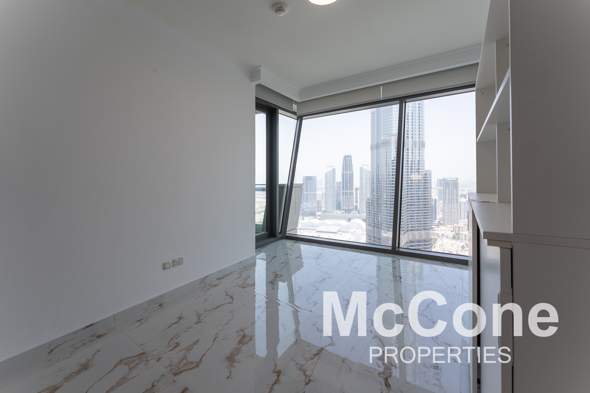 3 Bedroom Apartment for Rent in Burj Vista 1, Downtown Dubai — photograph 15 of 30