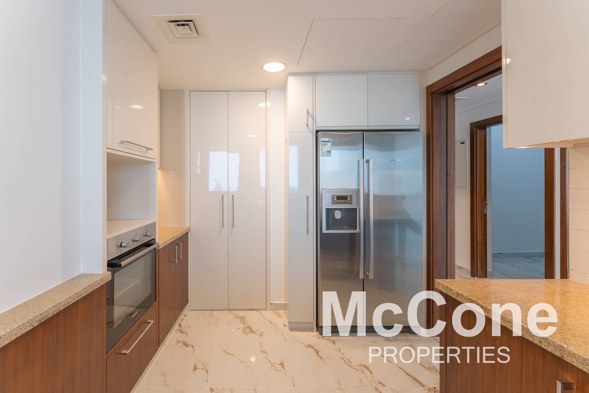 3 Bedroom Apartment for Rent in Burj Vista 1, Downtown Dubai — photo 8 of 30