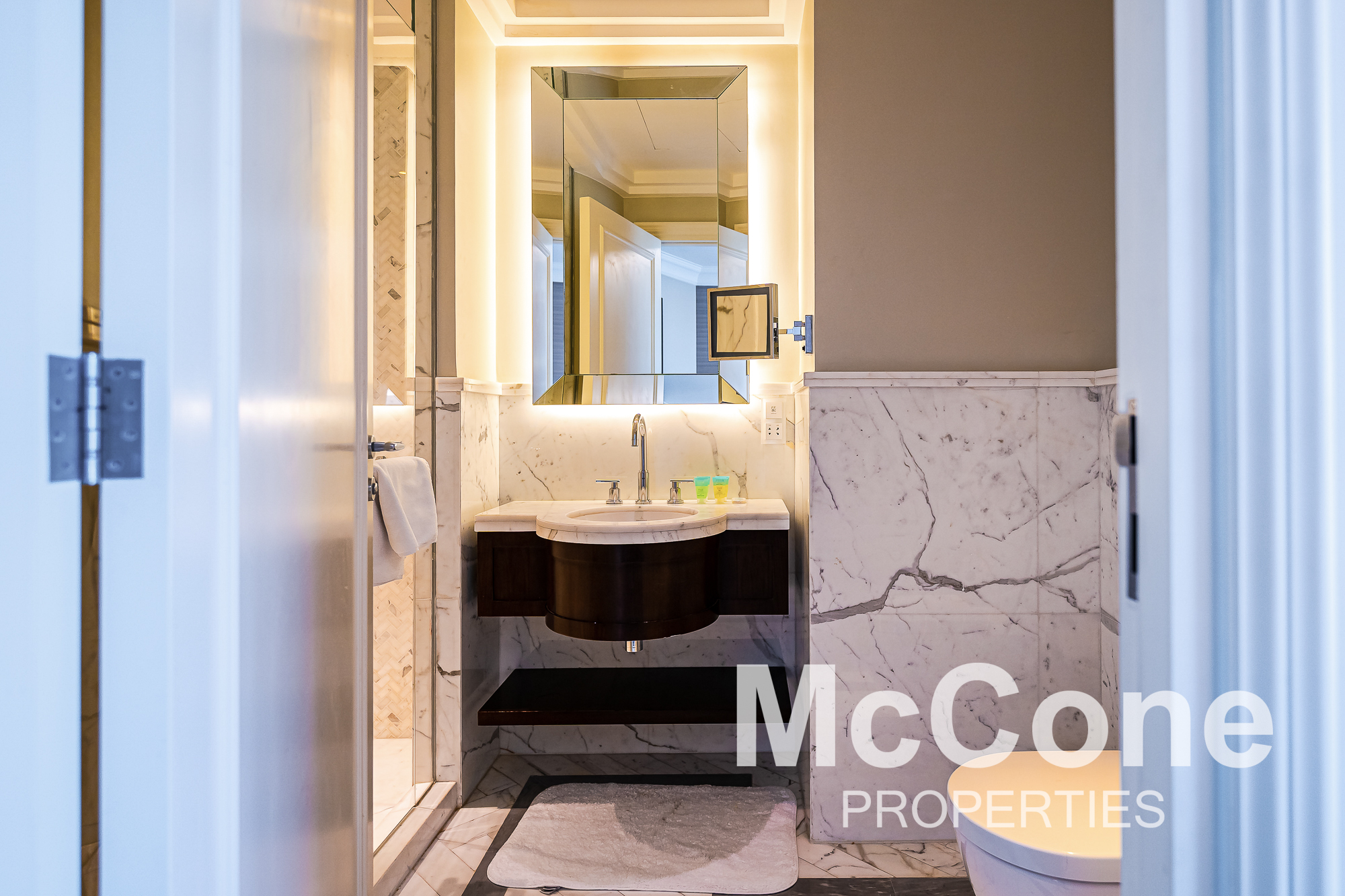 4 Bedroom Apartment for Rent in Kempinski BLVD, Downtown Dubai — photograph 22 of 30