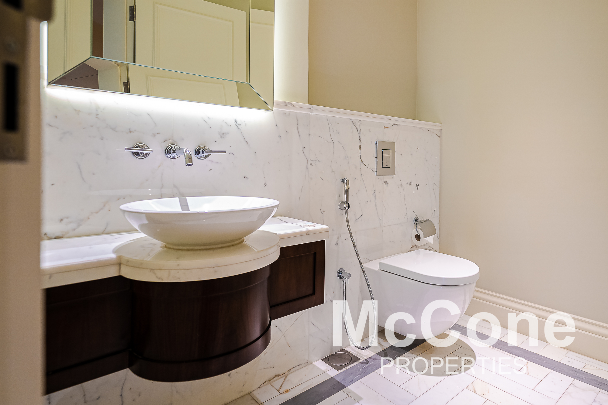 4 Bedroom Apartment for Rent in Kempinski BLVD, Downtown Dubai — photograph 24 of 30