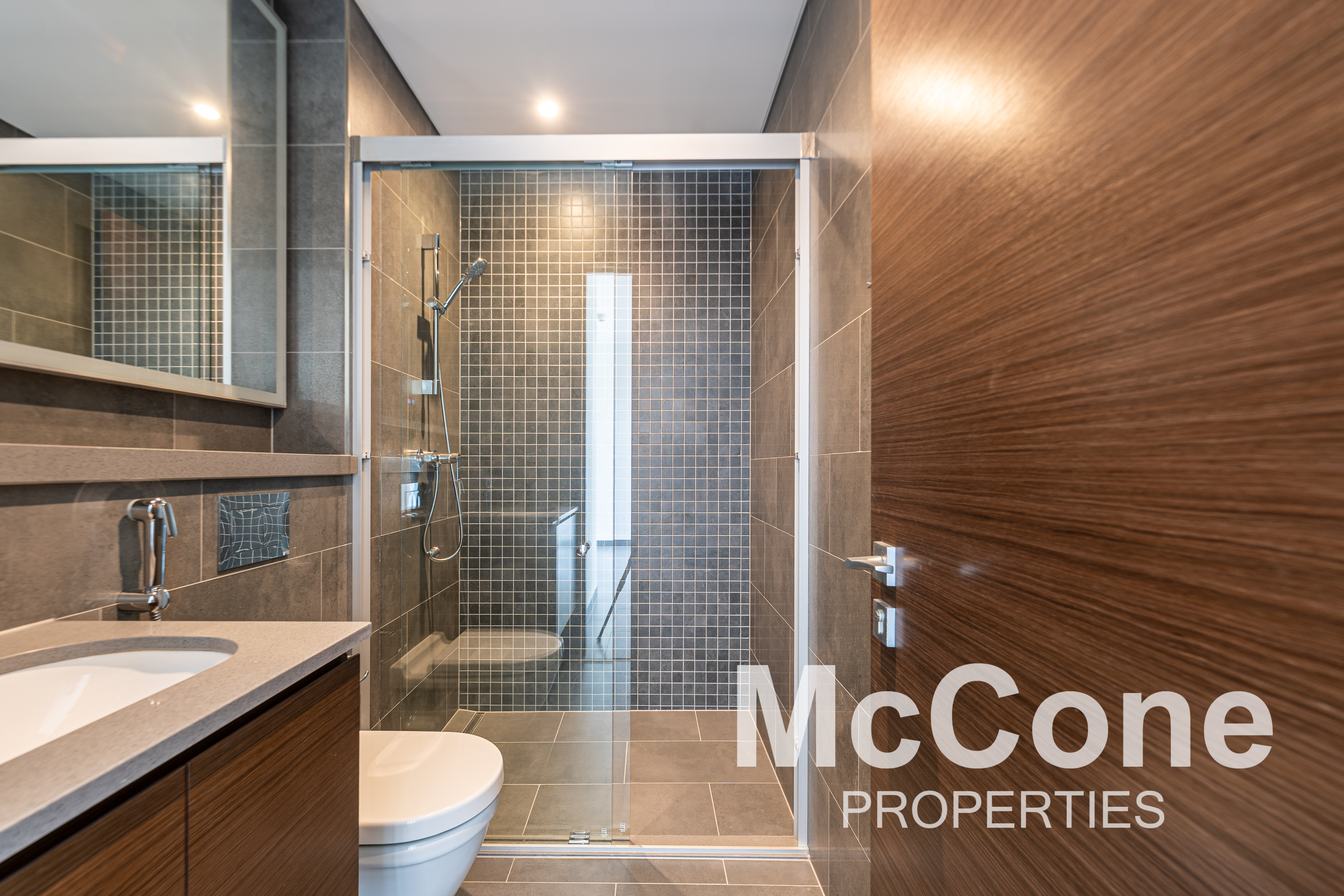 2 Bedroom Apartment for Rent in The Crest Tower B, Mohammed Bin Rashid City — photograph 11 of 16
