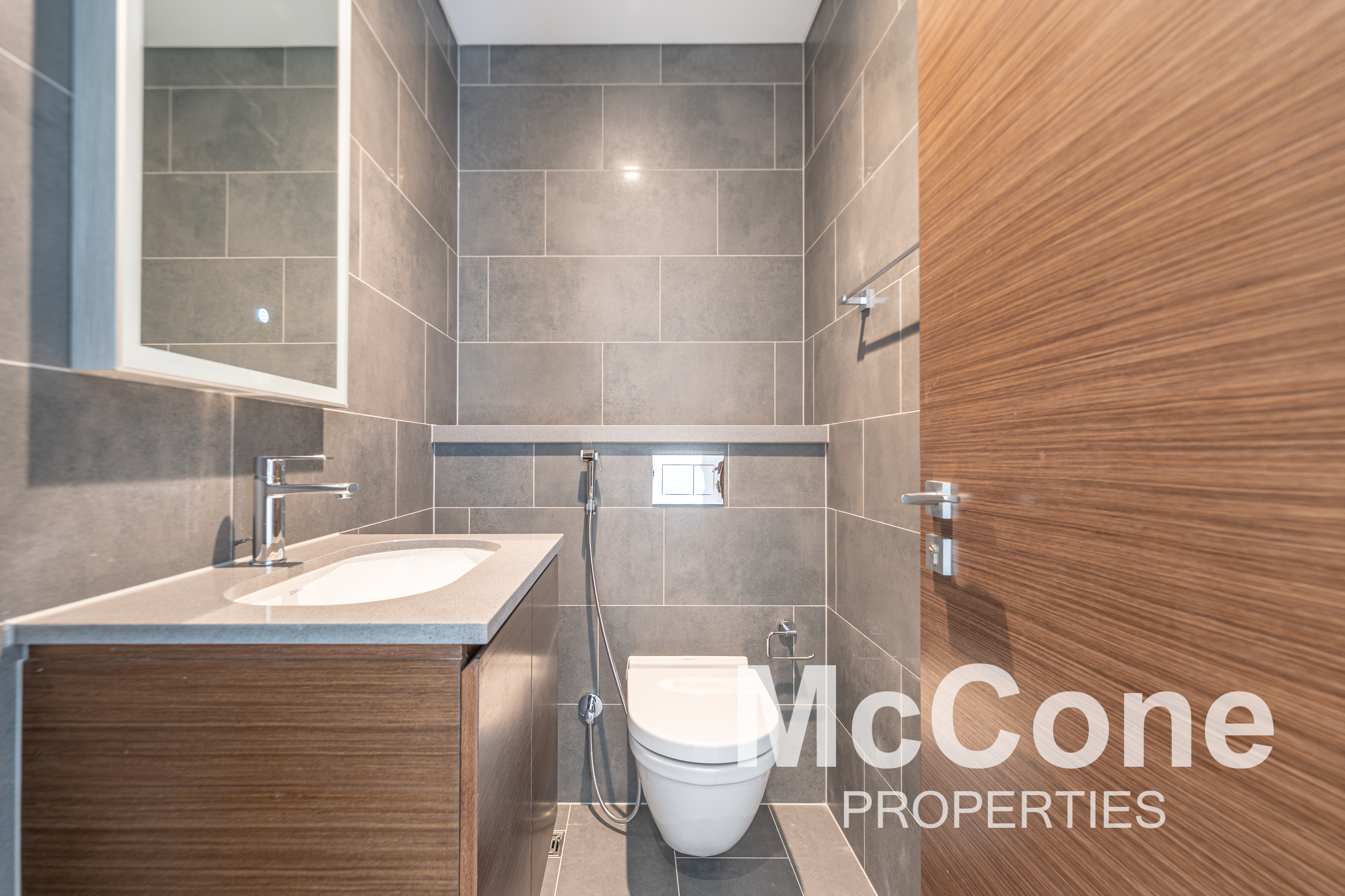 2 Bedroom Apartment for Rent in The Crest Tower B, Mohammed Bin Rashid City — photograph 12 of 16