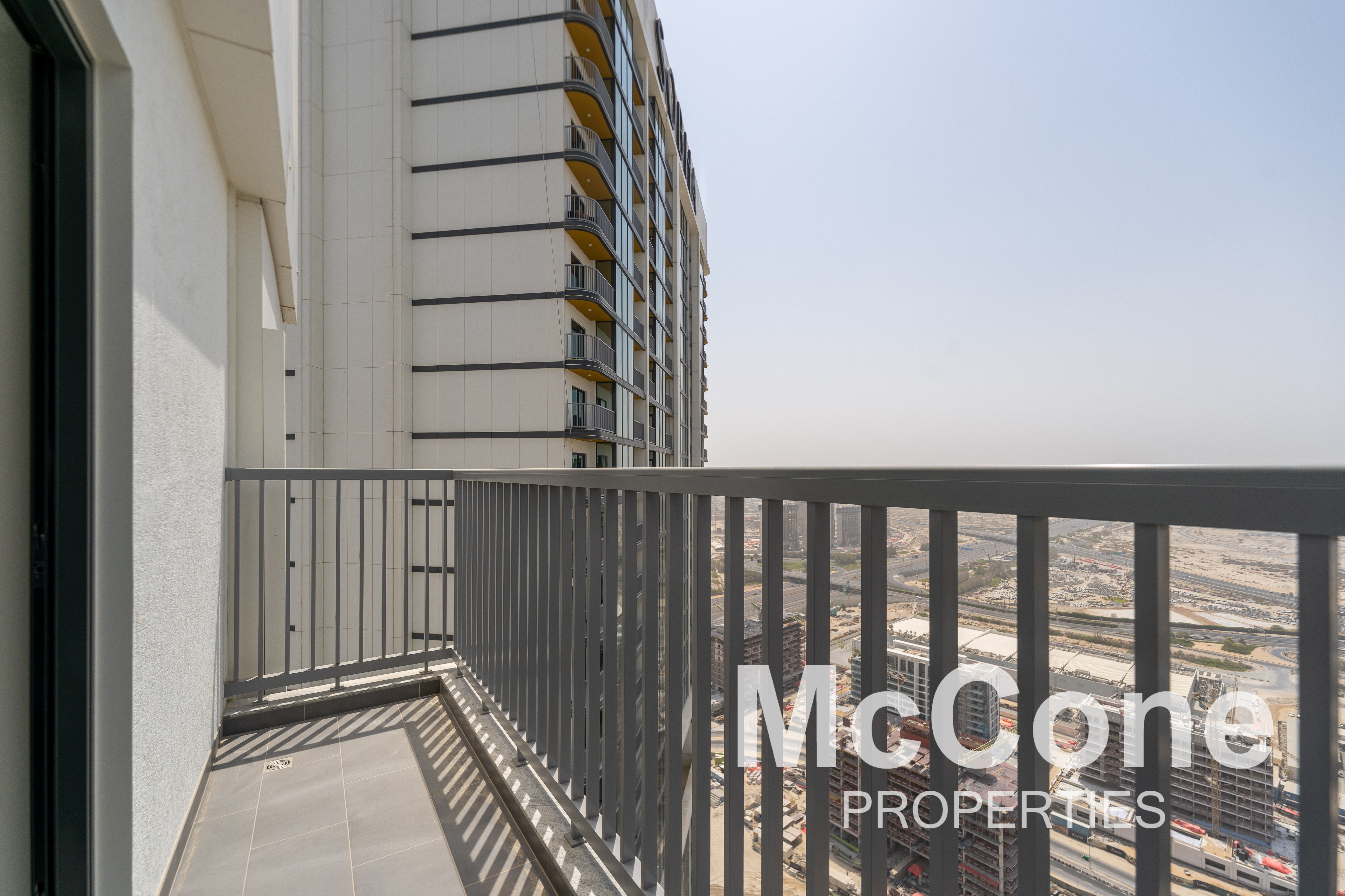 2 Bedroom Apartment for Rent in The Crest Tower B, Mohammed Bin Rashid City — photograph 14 of 16