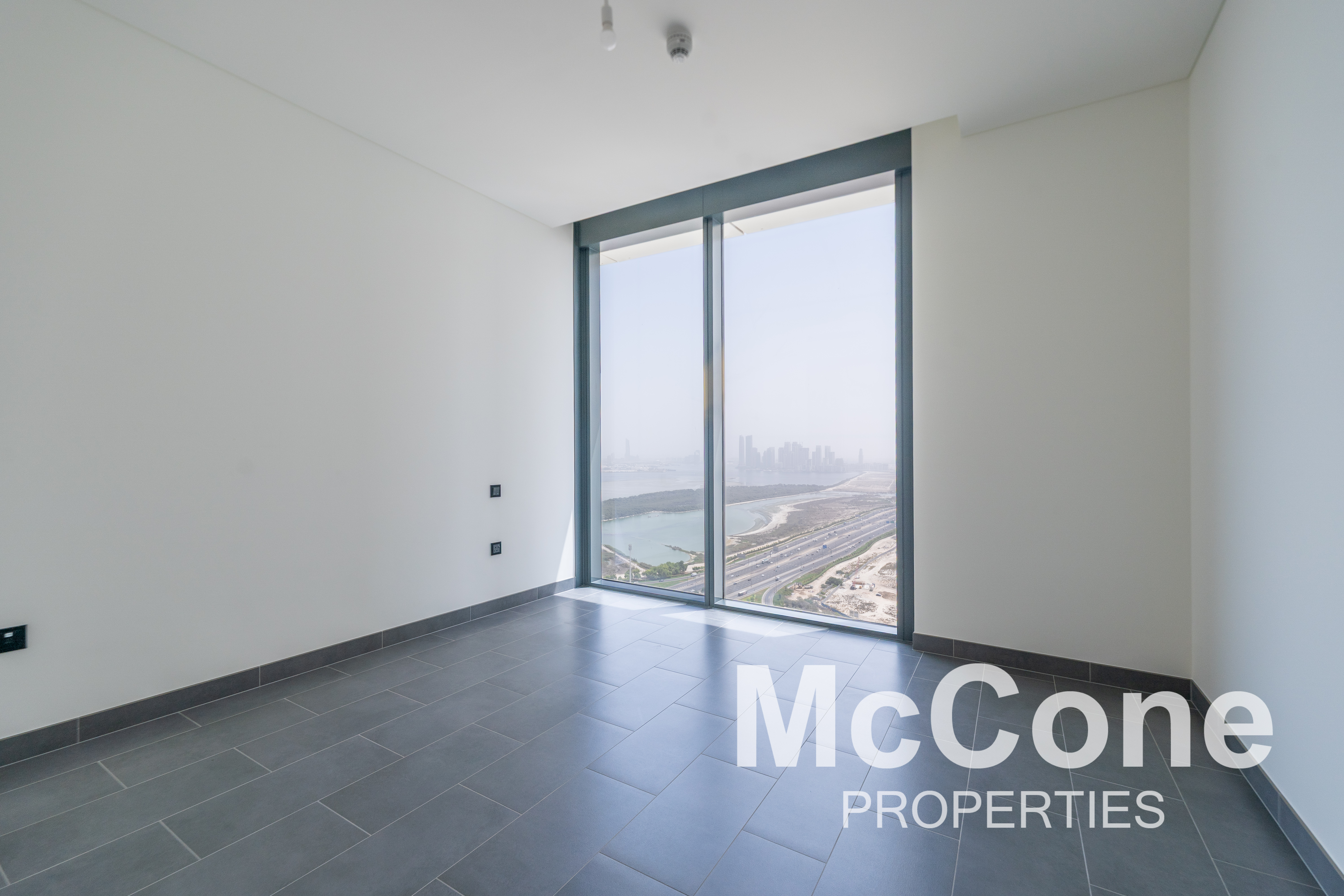 2 Bedroom Apartment for Rent in The Crest Tower B, Mohammed Bin Rashid City — photo 8 of 16