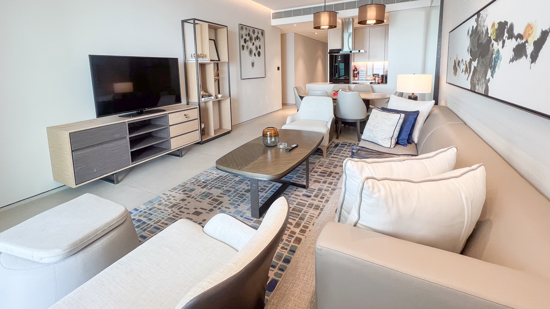 3 Bedroom Apartment for Rent in Jumeirah Gate Tower 2, Jumeirah Beach Residence — photo 2 of 20