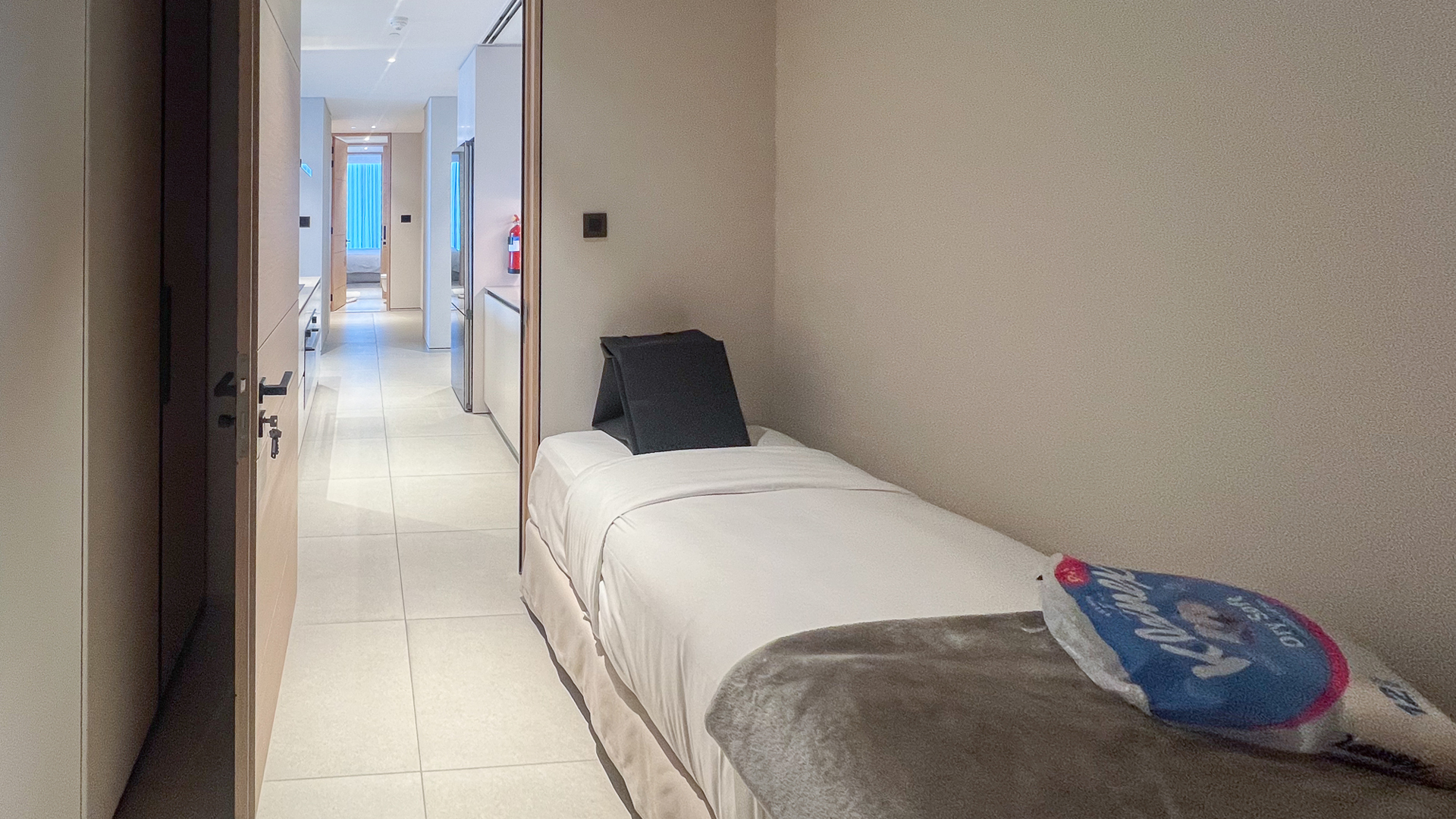 3 Bedroom Apartment for Rent in Jumeirah Gate Tower 2, Jumeirah Beach Residence — photograph 14 of 20
