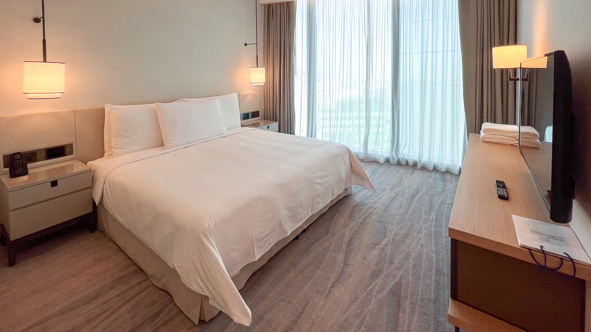 3 Bedroom Apartment for Rent in Jumeirah Gate Tower 2, Jumeirah Beach Residence — photo 6 of 20