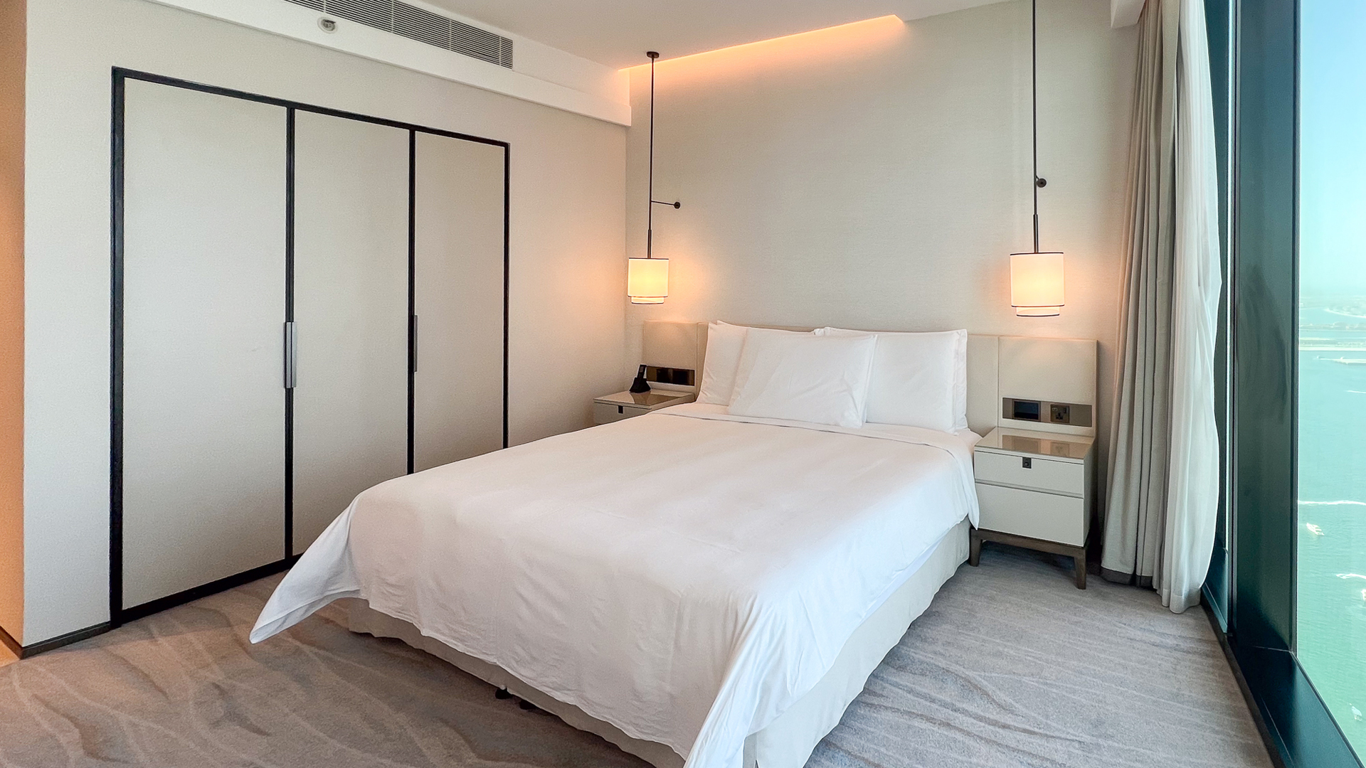 3 Bedroom Apartment for Rent in Jumeirah Gate Tower 2, Jumeirah Beach Residence — photo 7 of 20