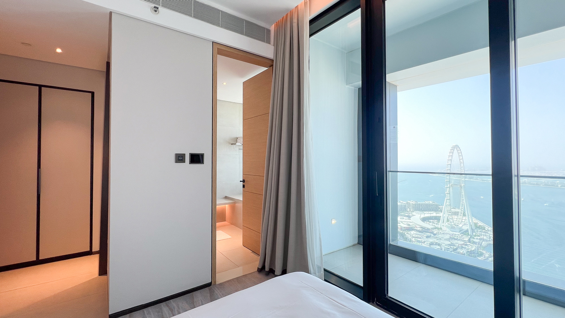 3 Bedroom Apartment for Rent in Jumeirah Gate Tower 2, Jumeirah Beach Residence — photograph 10 of 20