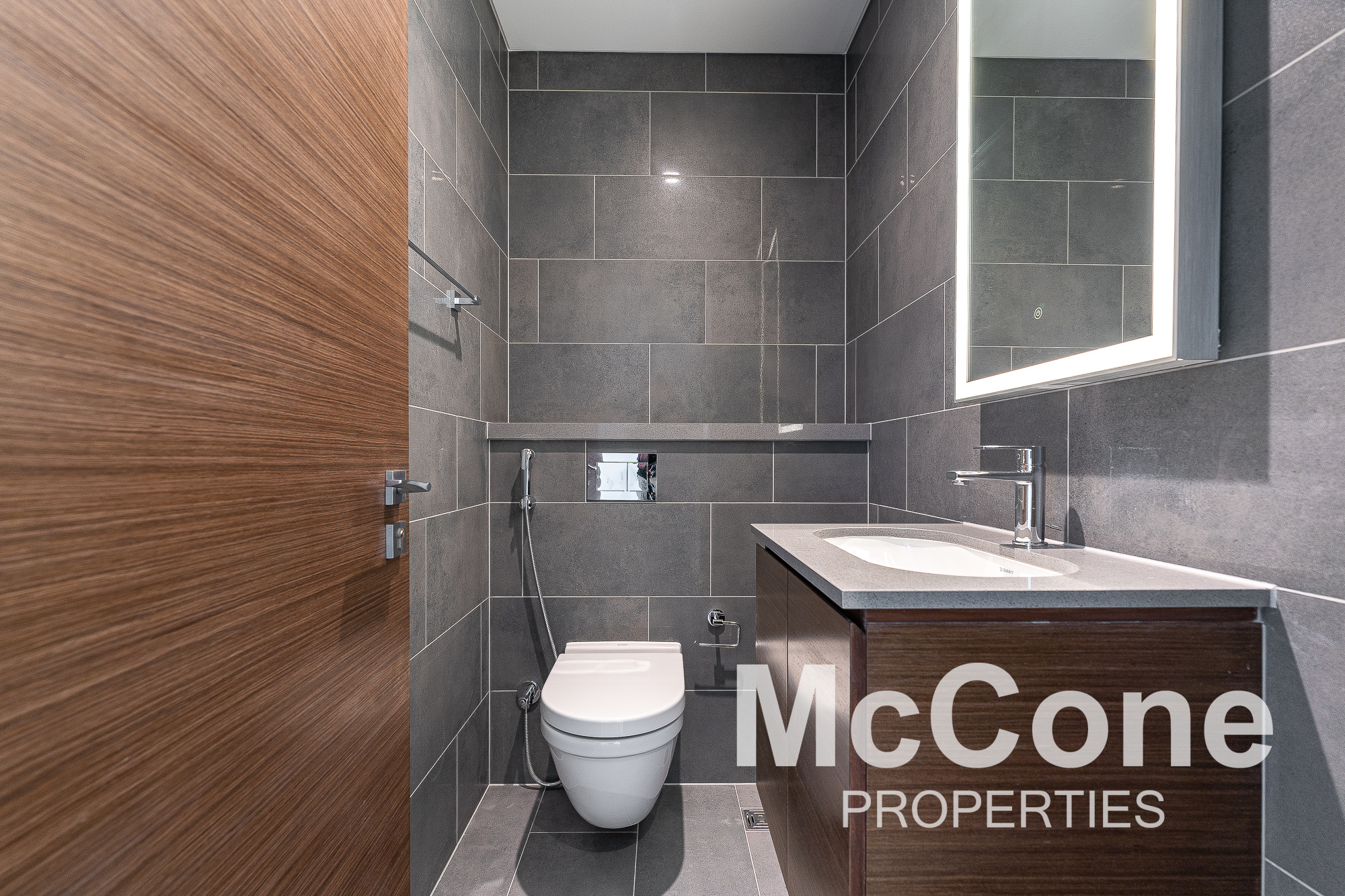 2 Bedroom Apartment for Rent in The Crest Tower B, Mohammed Bin Rashid City — photograph 12 of 17