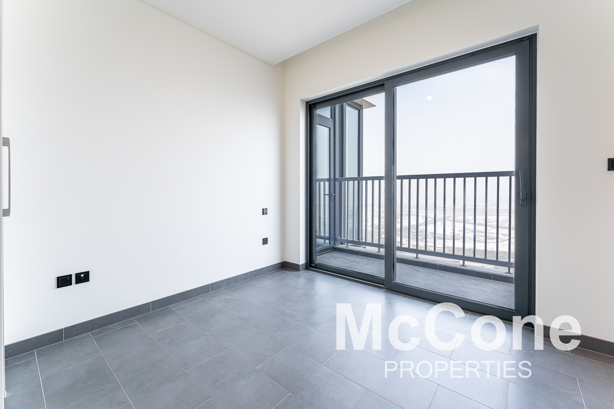 2 Bedroom Apartment for Rent in The Crest Tower B, Mohammed Bin Rashid City — photo 6 of 17