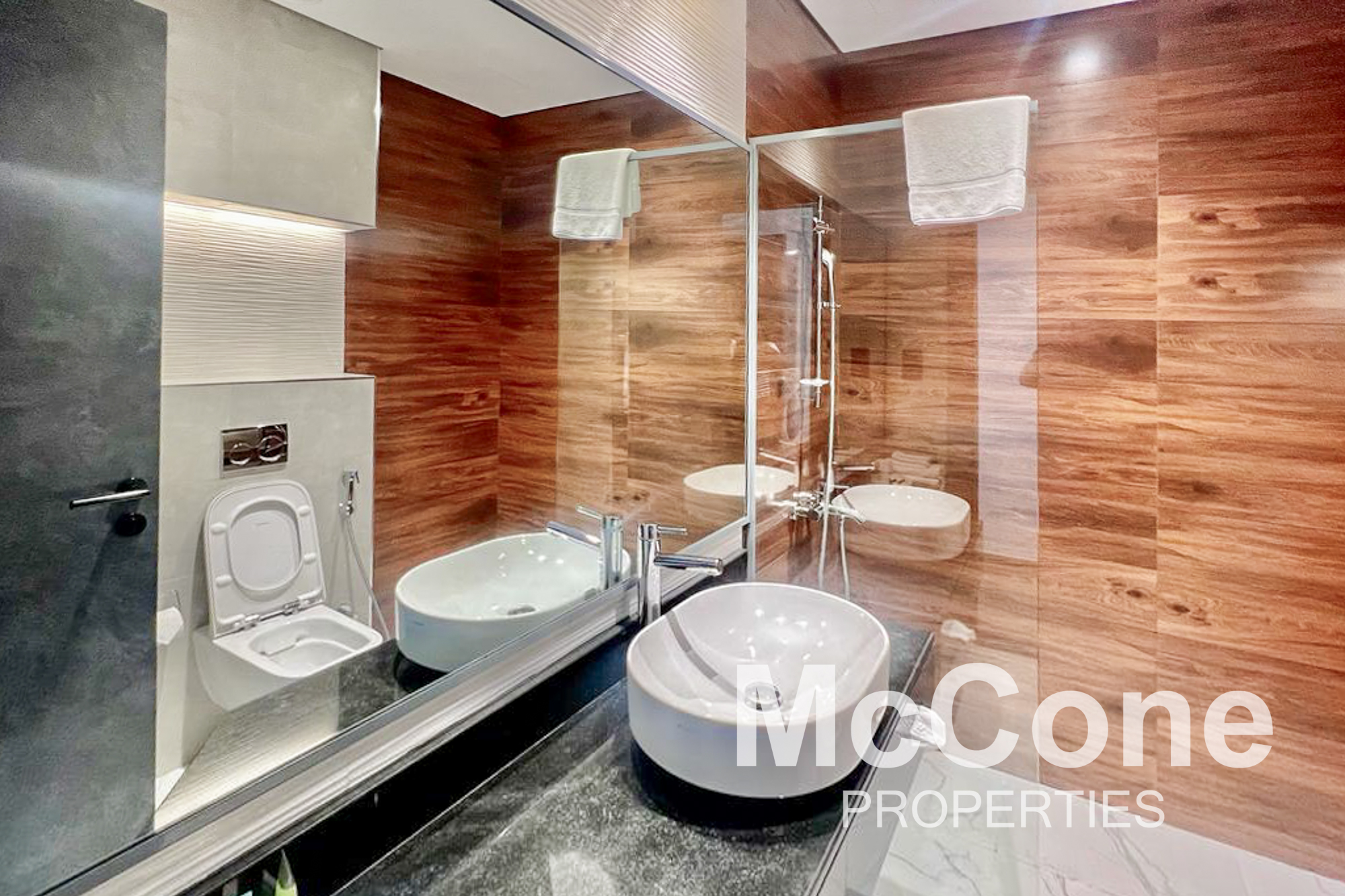 2 Bedroom Apartment for Rent in Dubai Marina Moon Tower, Dubai Marina — photograph 17 of 23