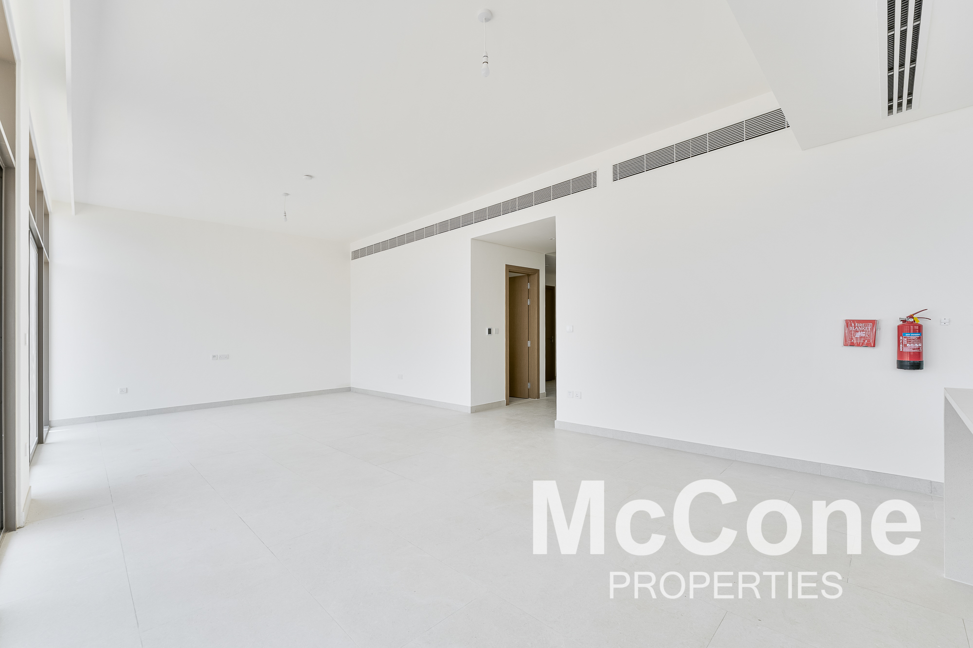 4 Bedroom Villa for Rent in Tilal Al Furjan, Al Furjan — photo 3 of 32