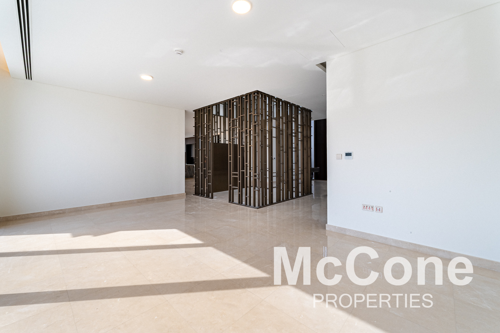 5 Bedroom Villa for Rent in Palm Hills, Dubai Hills Estate — photo 2 of 36