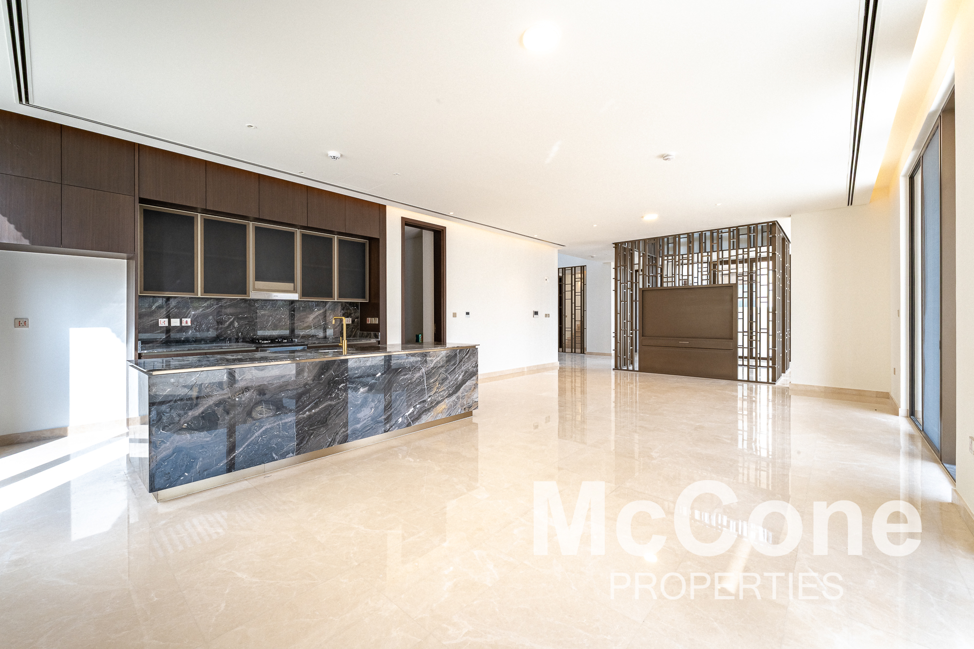 5 Bedroom Villa for Rent in Palm Hills, Dubai Hills Estate — photo 4 of 36