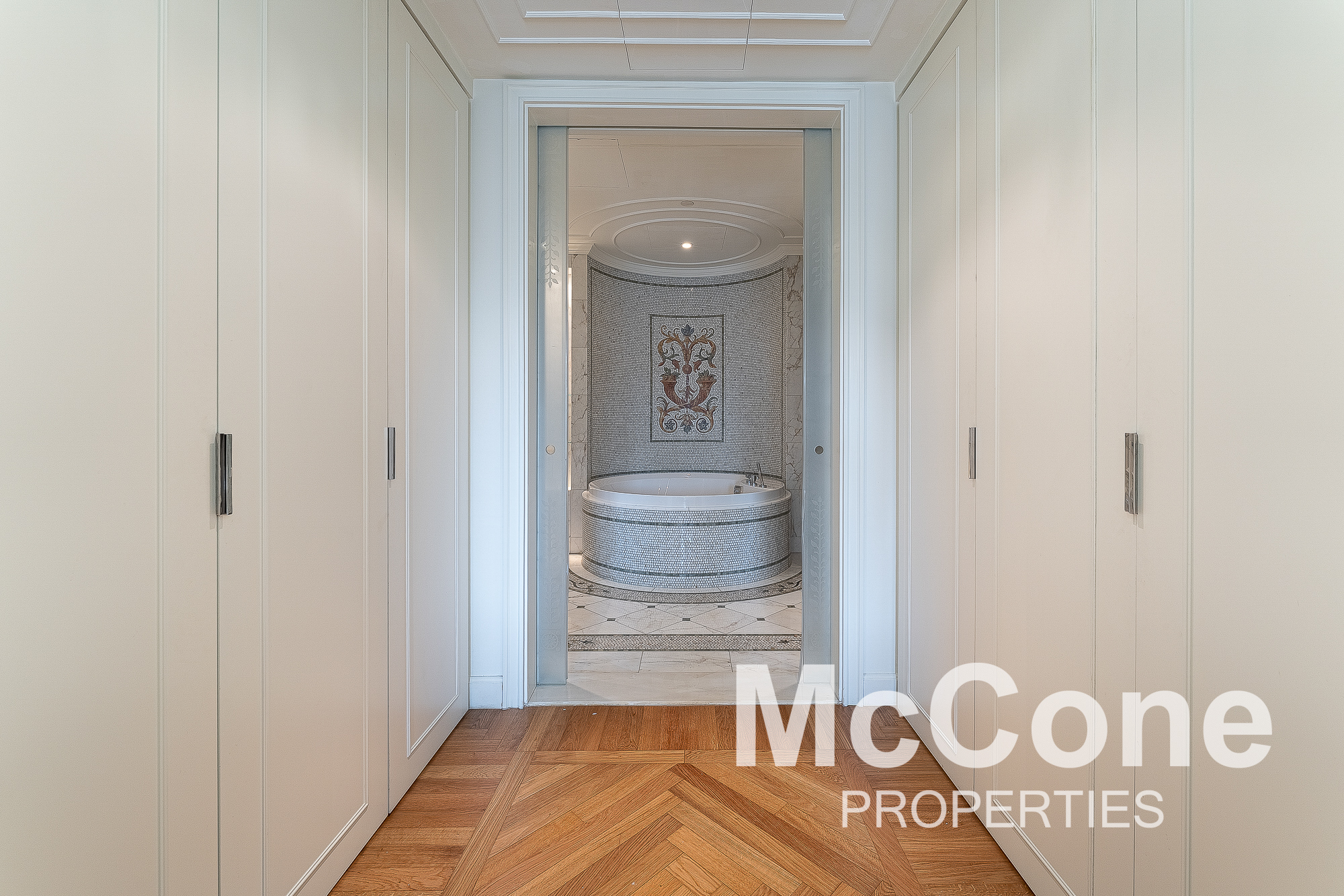 2 Bedroom Apartment for Rent in Palazzo Versace, Culture Village — photograph 18 of 23
