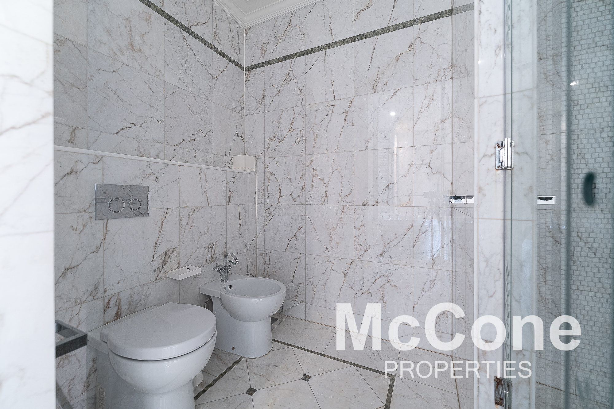 2 Bedroom Apartment for Rent in Palazzo Versace, Culture Village — photograph 20 of 23