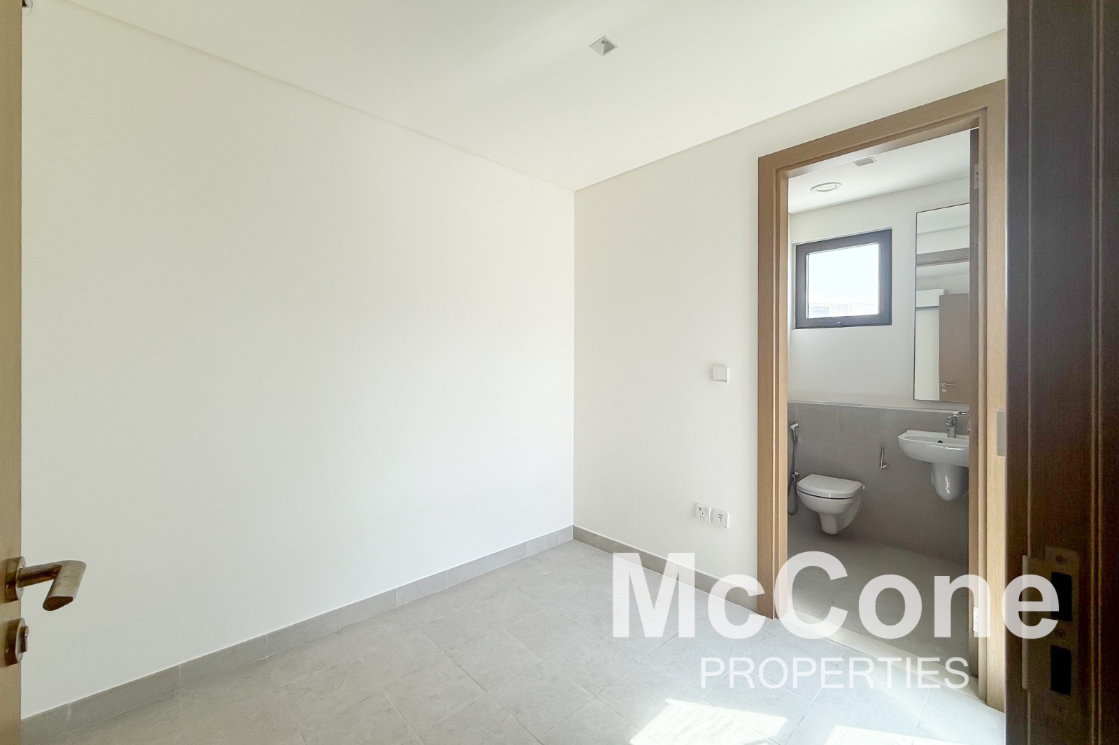 4 Bedroom Villa for Rent in Tilal Al Furjan, Al Furjan — photograph 19 of 24