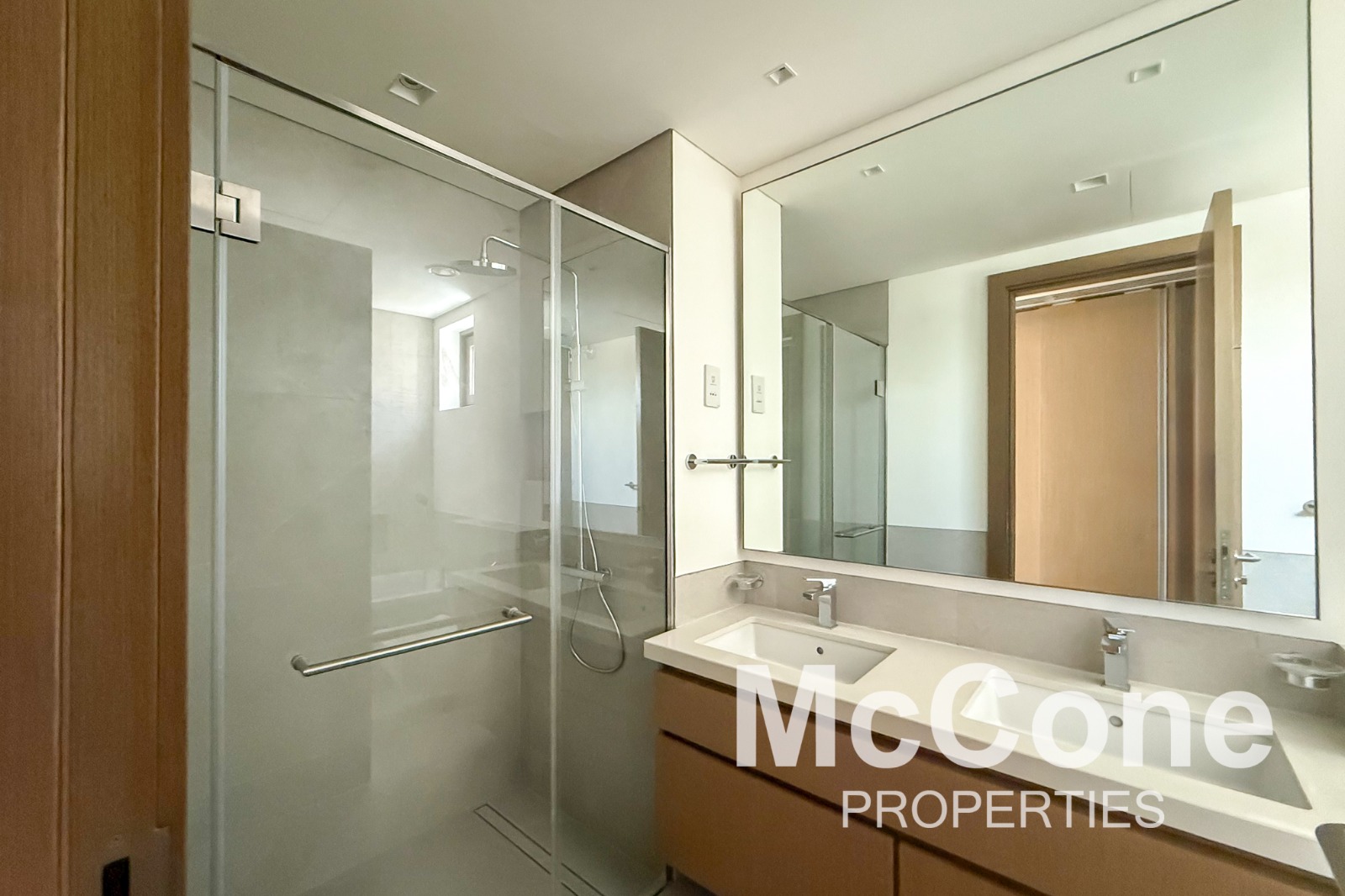 4 Bedroom Villa for Rent in Tilal Al Furjan, Al Furjan — photograph 21 of 24