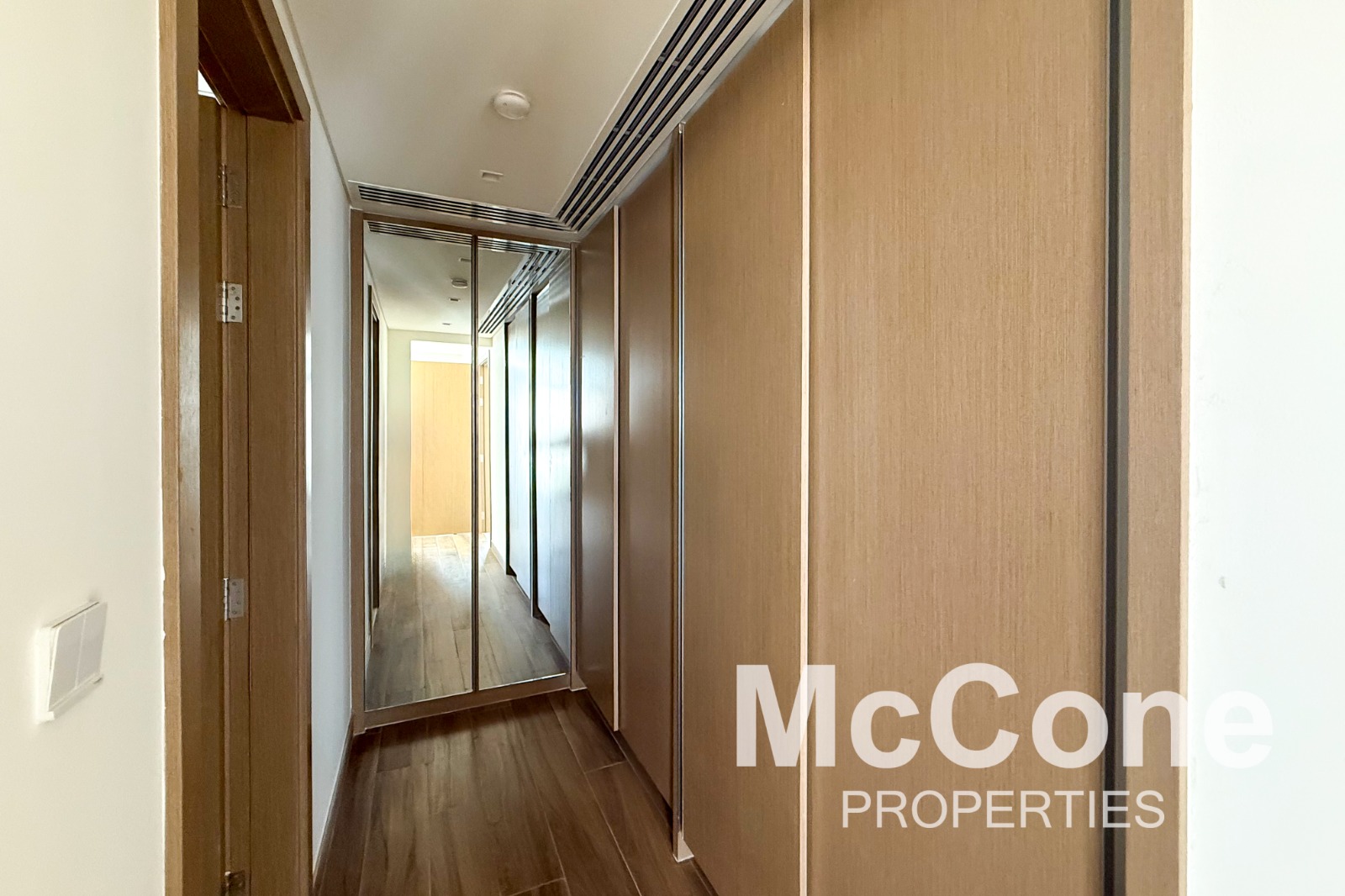4 Bedroom Villa for Rent in Tilal Al Furjan, Al Furjan — photograph 11 of 24