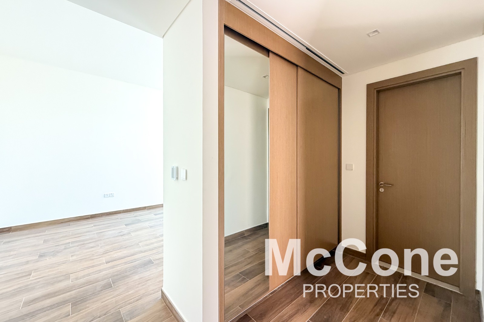 4 Bedroom Villa for Rent in Tilal Al Furjan, Al Furjan — photograph 14 of 24
