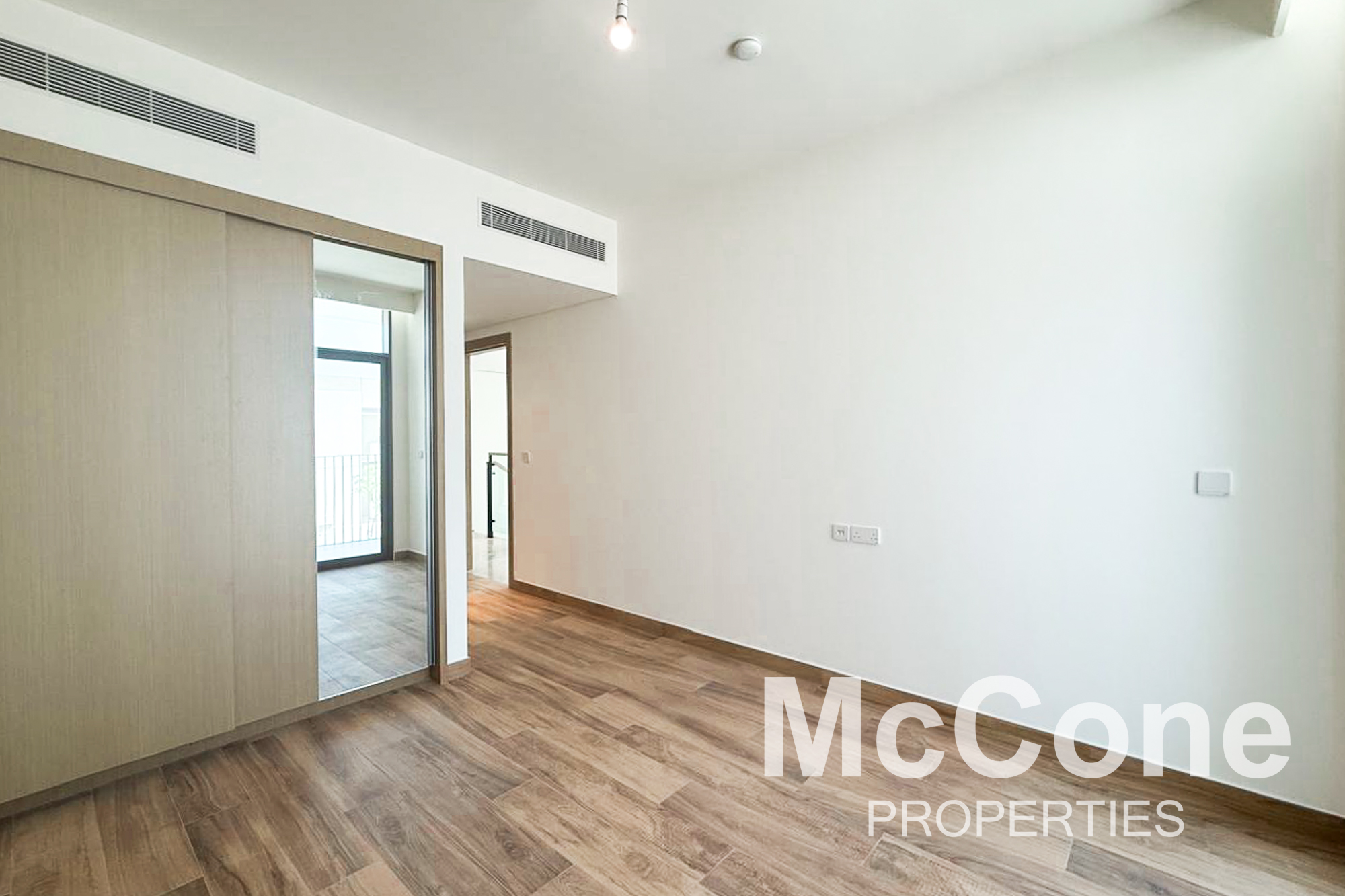4 Bedroom Villa for Rent in Tilal Al Furjan, Al Furjan — photograph 14 of 26