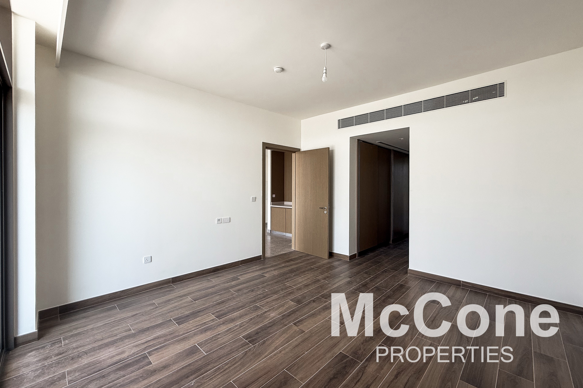 5 Bedroom Villa for Rent in Tilal Al Furjan, Al Furjan — photograph 14 of 30