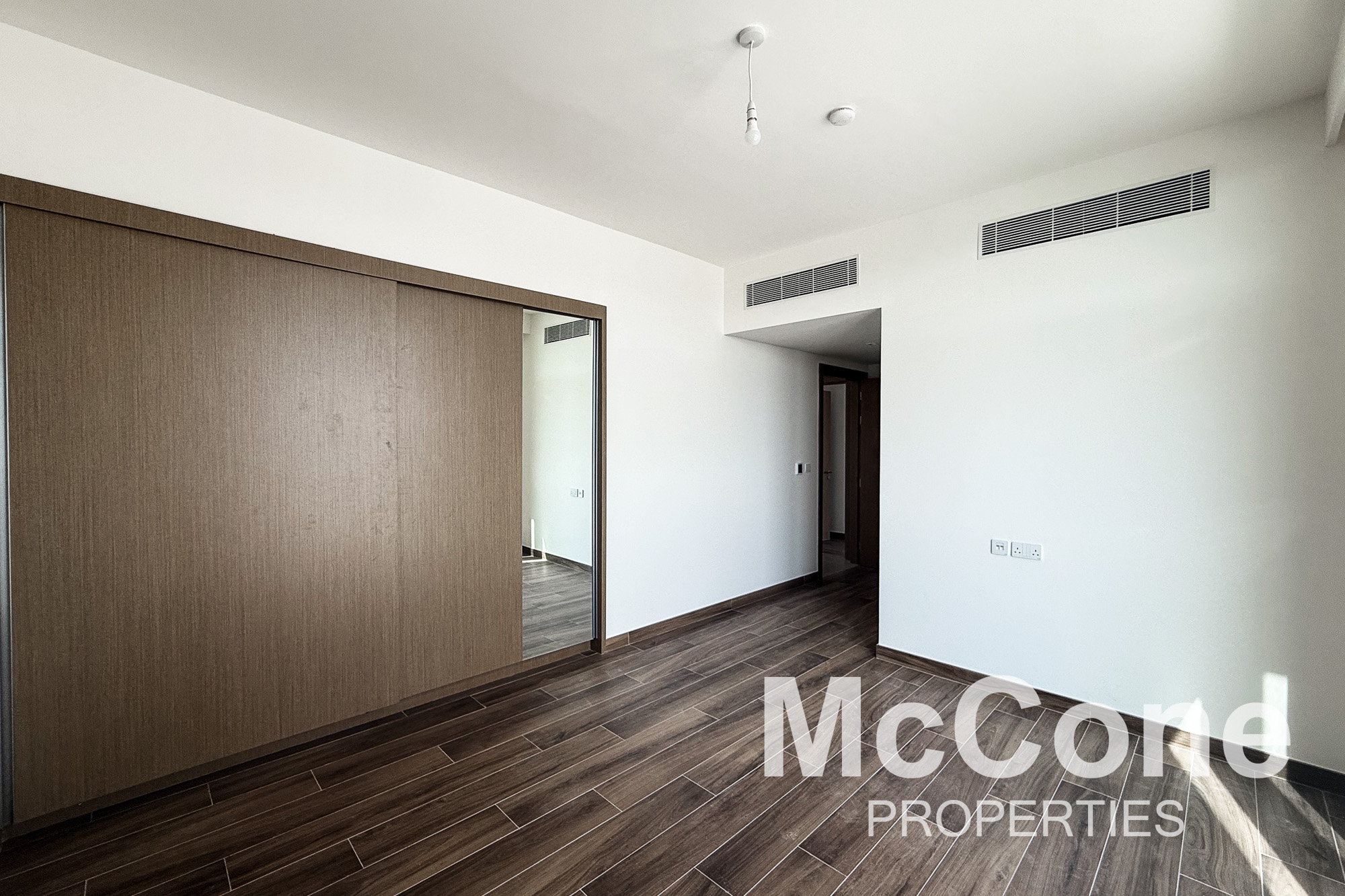 5 Bedroom Villa for Rent in Tilal Al Furjan, Al Furjan — photograph 16 of 30